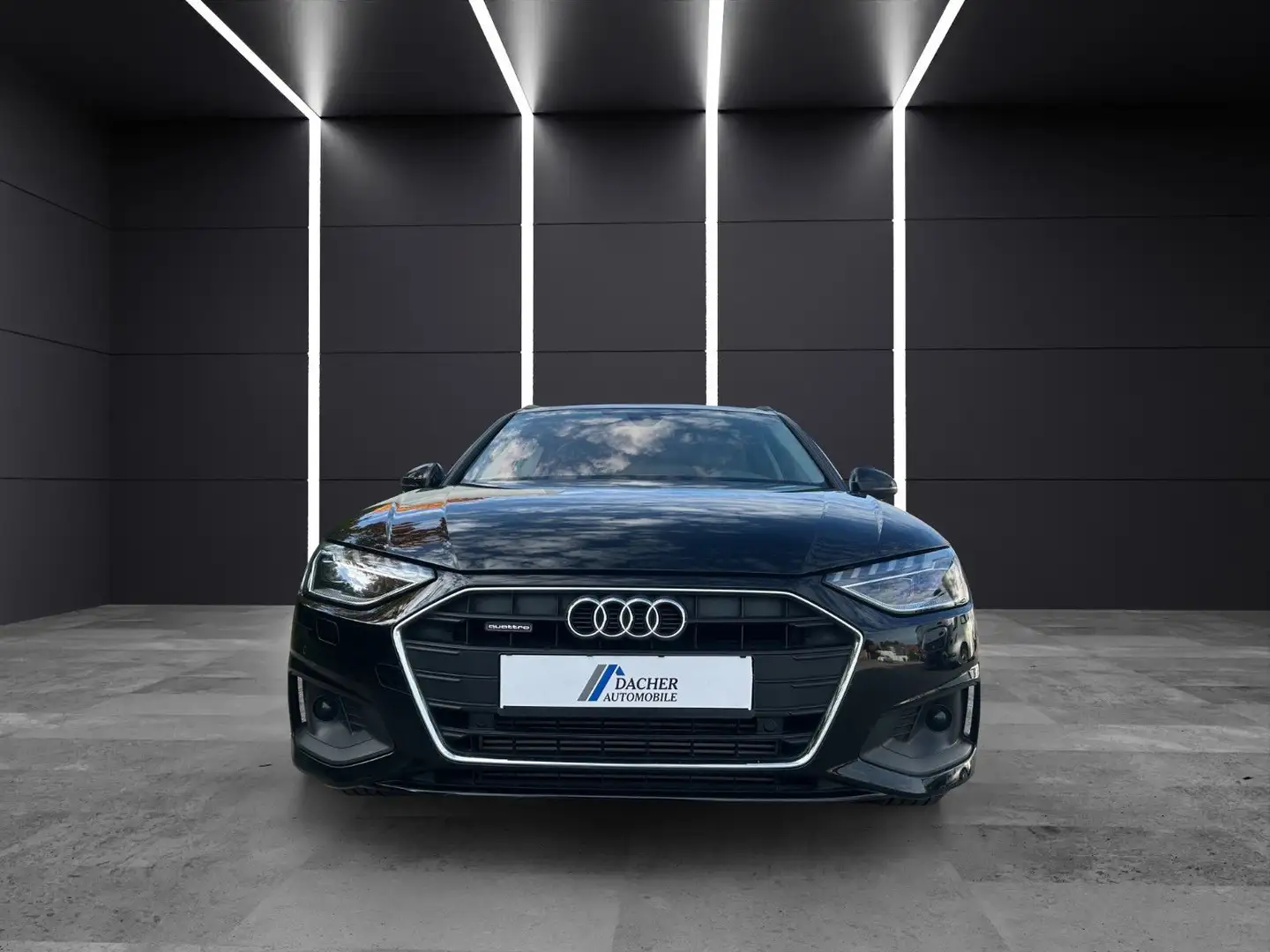 Audi A4 Avant 45 TFSI Quattro, Matrix LED, S-tronic, Schwarz - 2
