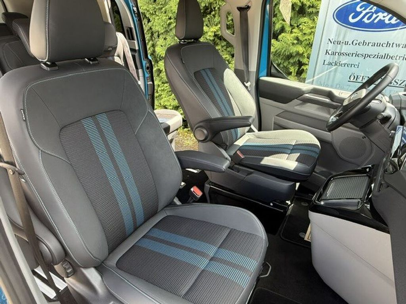 Ford Transit Custom Plug-in Hybrid 340 L1 Tourneo Sport FWD — photo 11