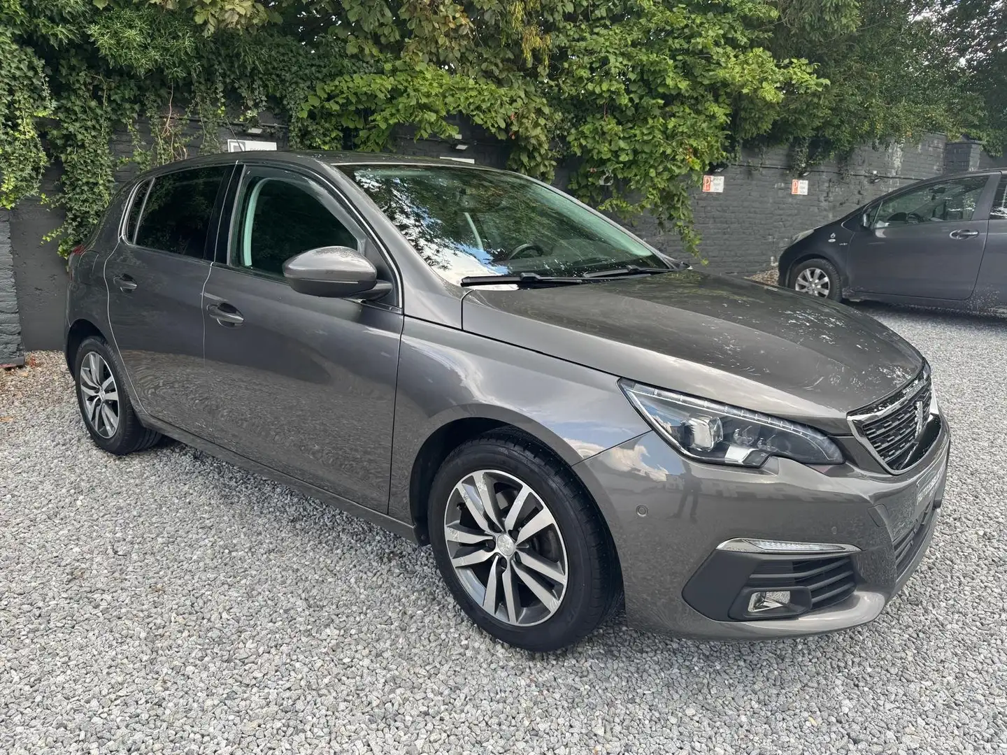 Peugeot 308 1.2 EAT8 Allure*DISTRIBUTION REMPLACEE*GPS*CAMERA Grigio - 1