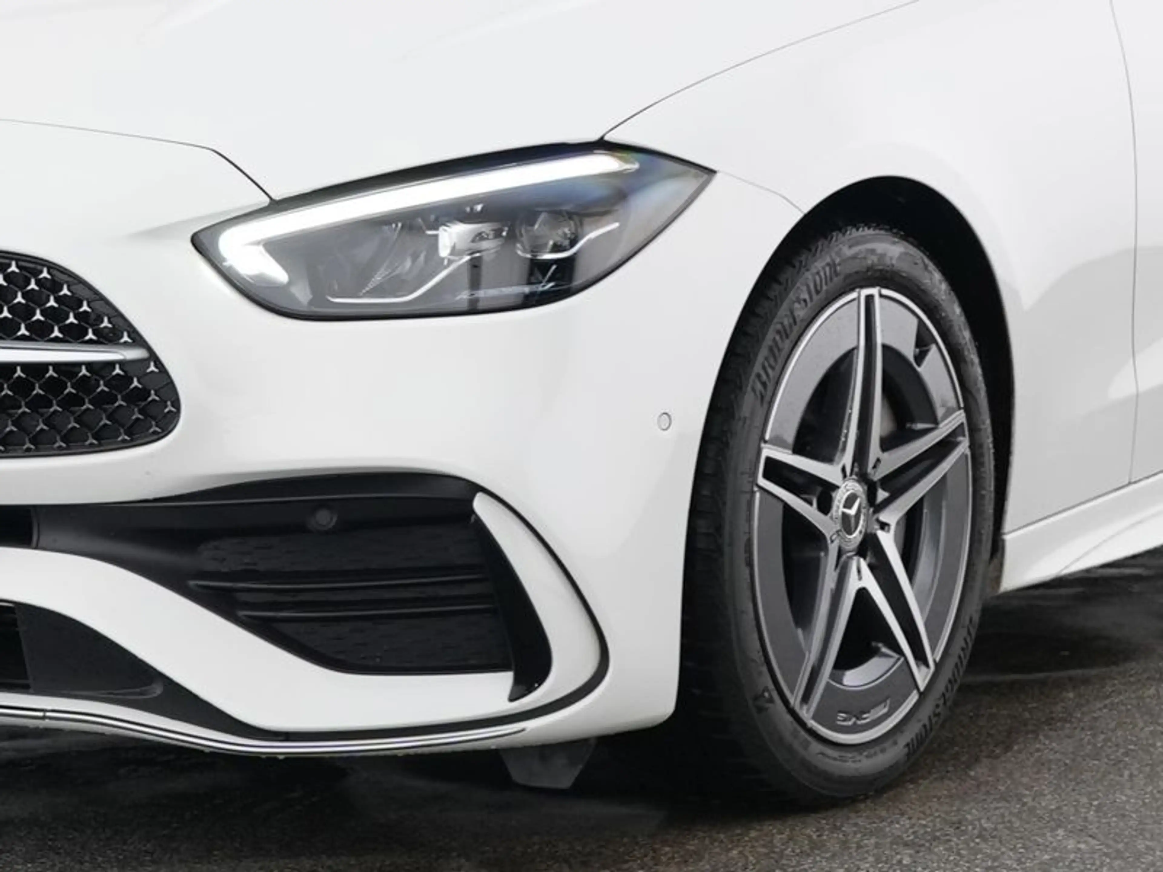 Mercedes-Benz C 220 d AMG|AMBI|MBUX|SHZ|KAM|KEYL|LED|PANO|SHZ — photo 4