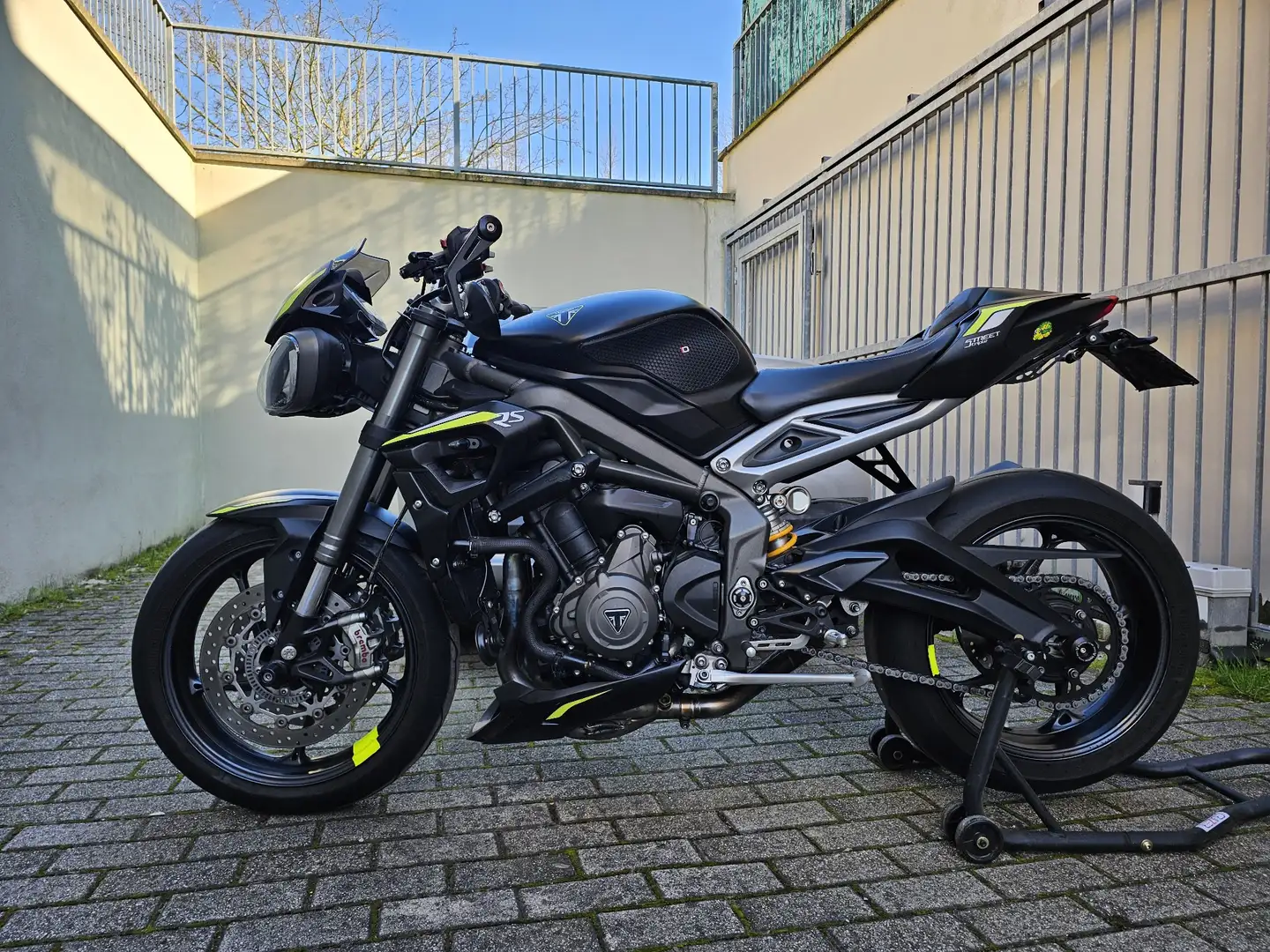 Triumph Street Triple RS Negru - 1