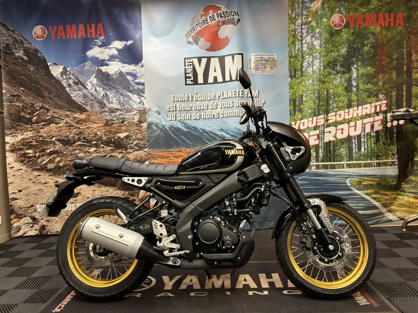 Yamaha XSR 125 Noir - 1