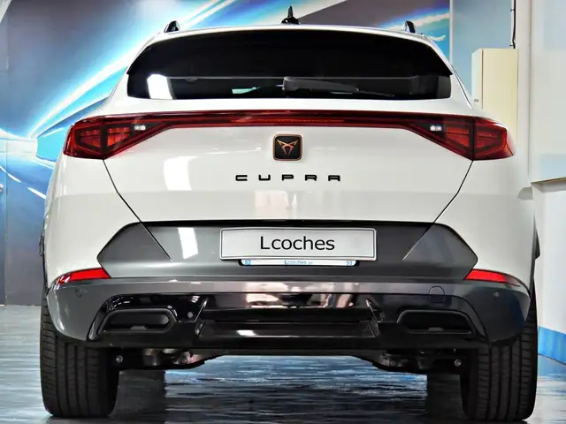 Cupra Formentor view 9