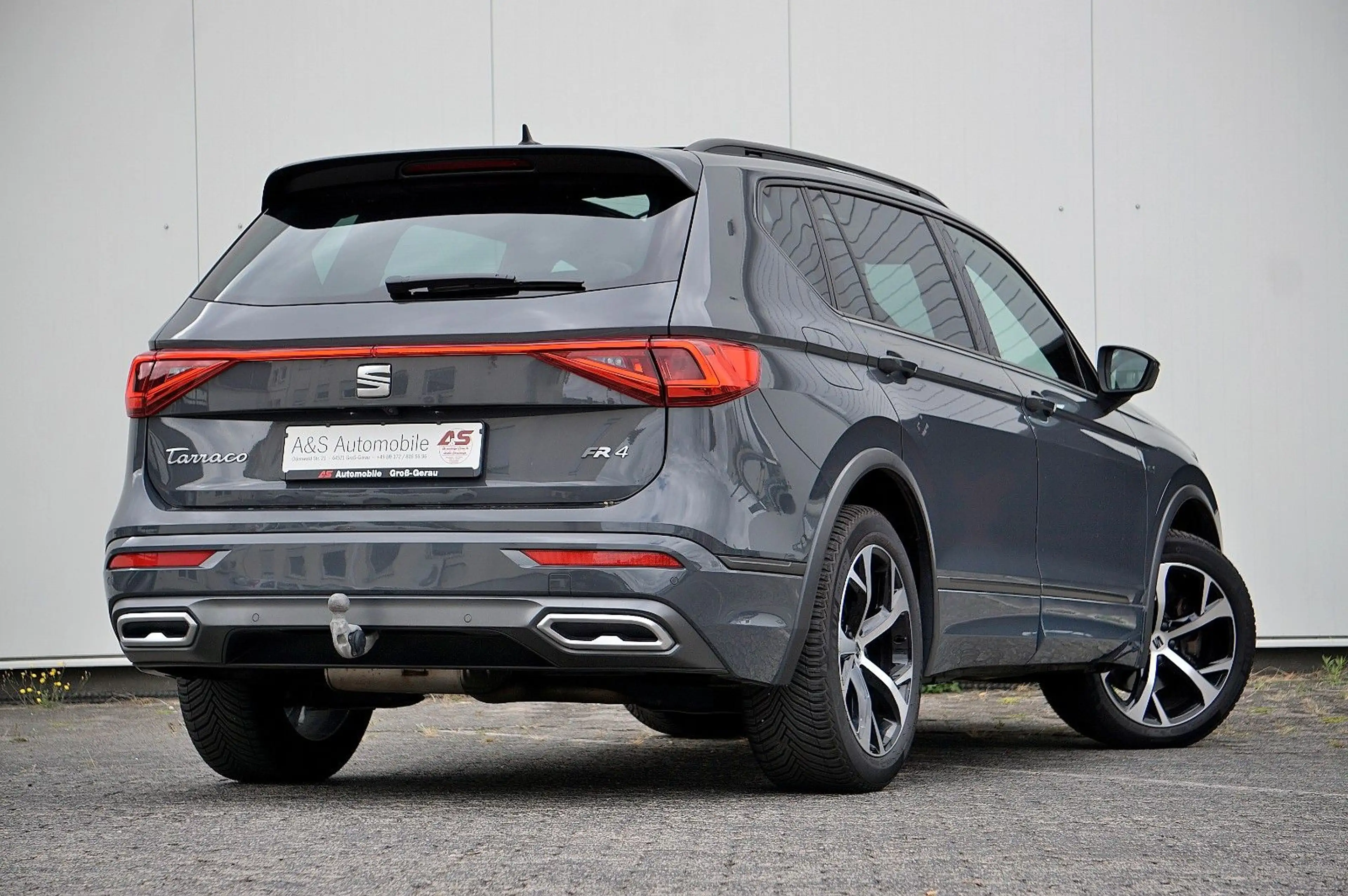 SEAT Tarraco 2.0 TDI FR 4x4 *UNFALLFREI *PANO *AHK — photo 6