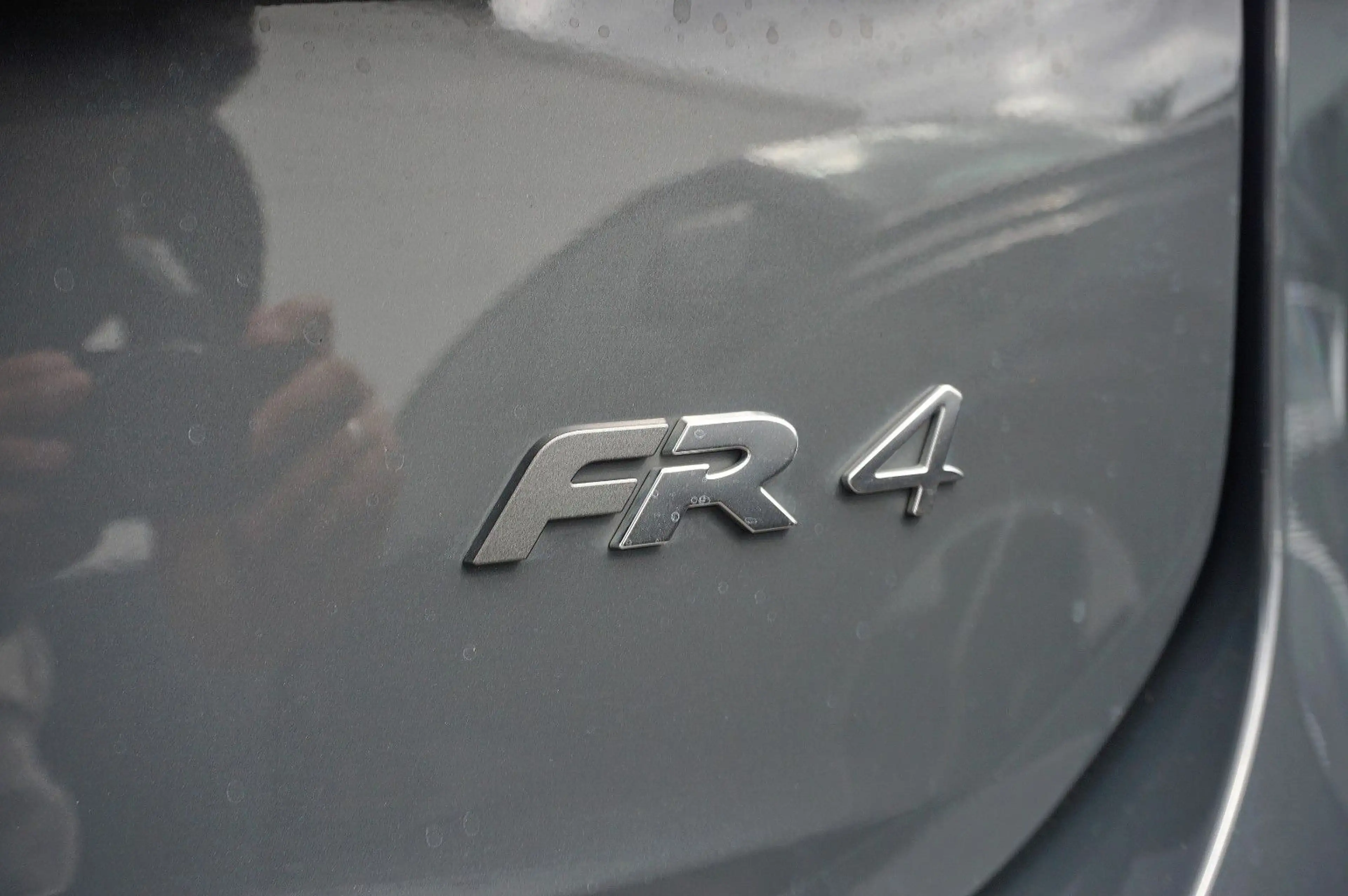 SEAT Tarraco 2.0 TDI FR 4x4 *UNFALLFREI *PANO *AHK — photo 38