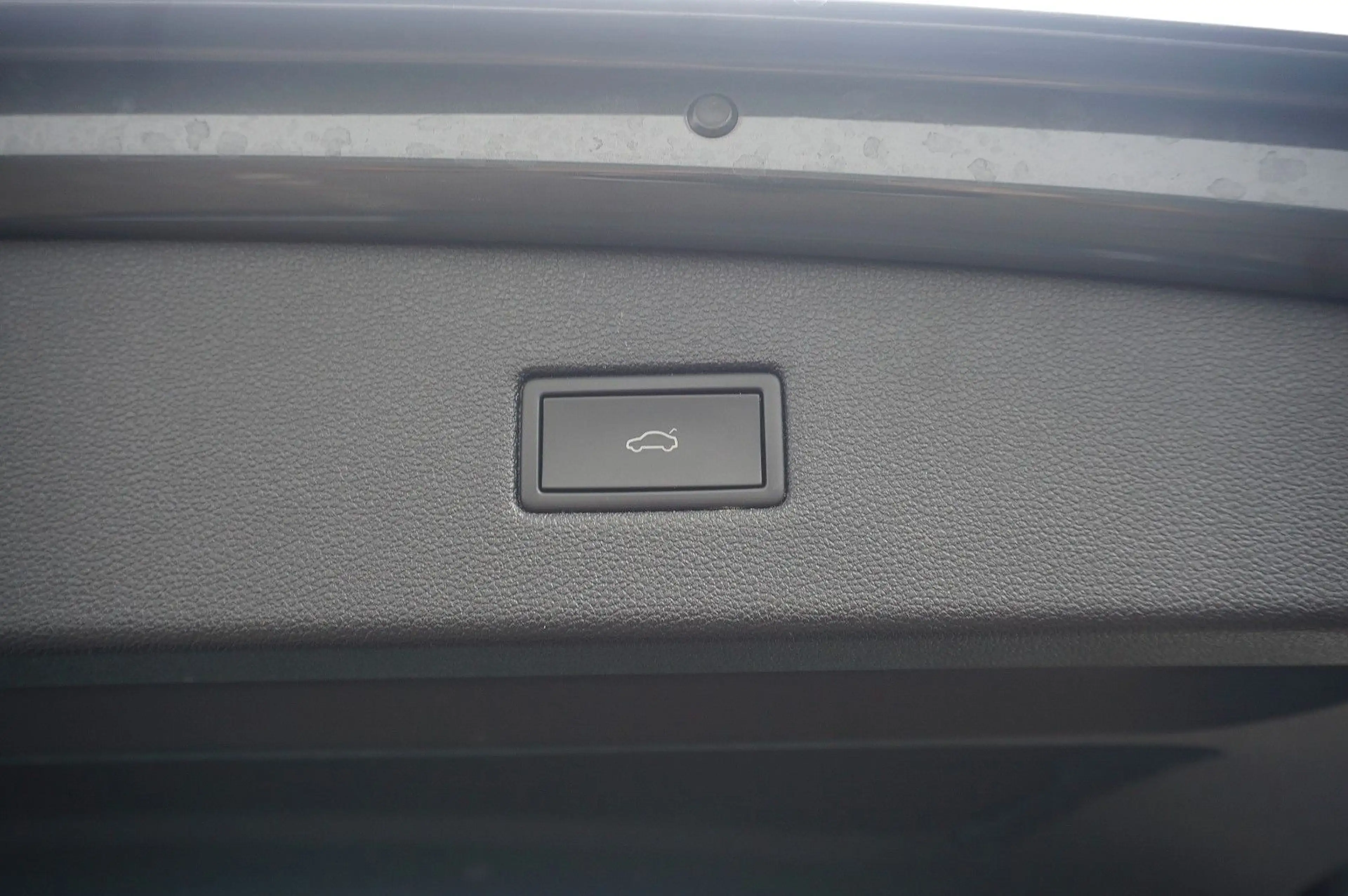 SEAT Tarraco 2.0 TDI FR 4x4 *UNFALLFREI *PANO *AHK — photo 33