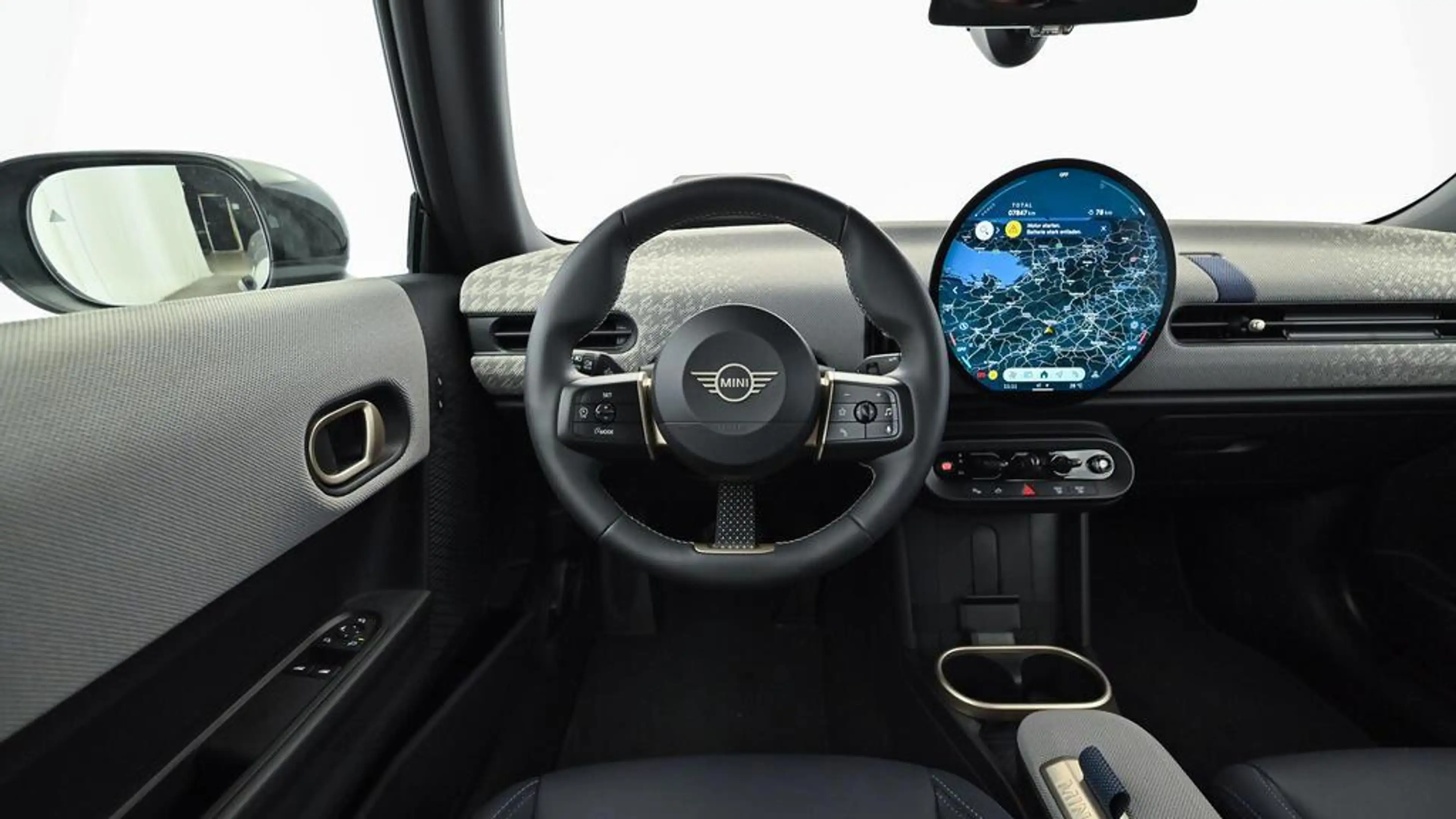 MINI Cooper C Favoured Trim — photo 13