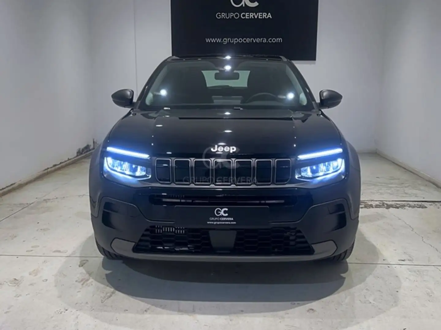 Jeep Avenger 1.2 Longitude 100 Schwarz - 2
