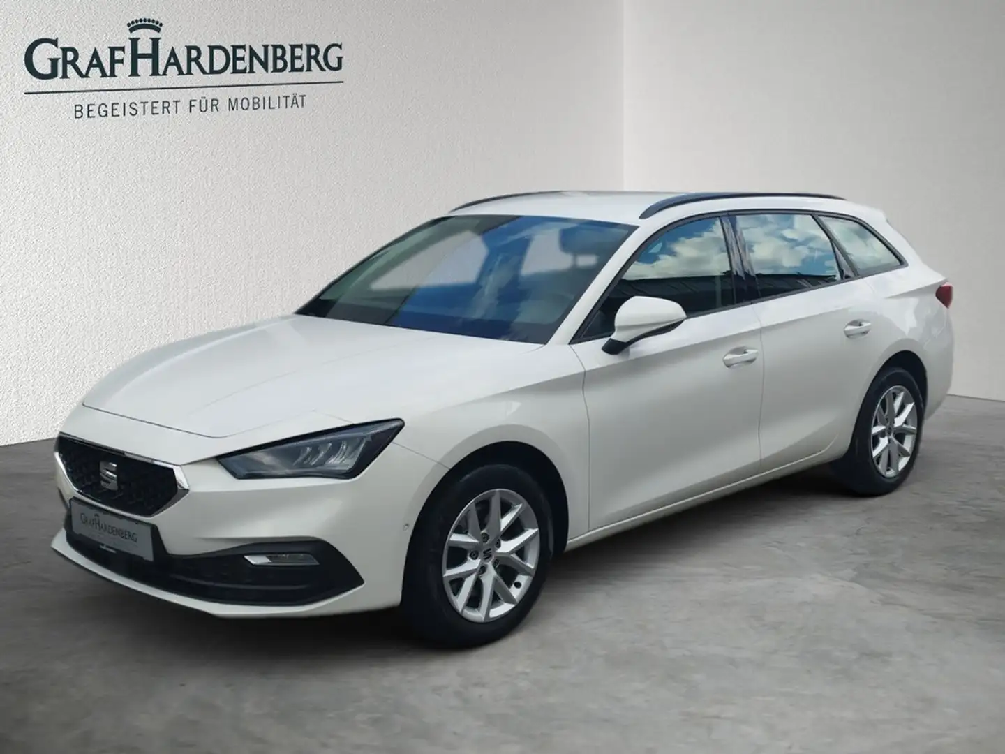 SEAT Leon ST 2.0 TDI DSG Style LED Navi Klima GRA Wit - 1