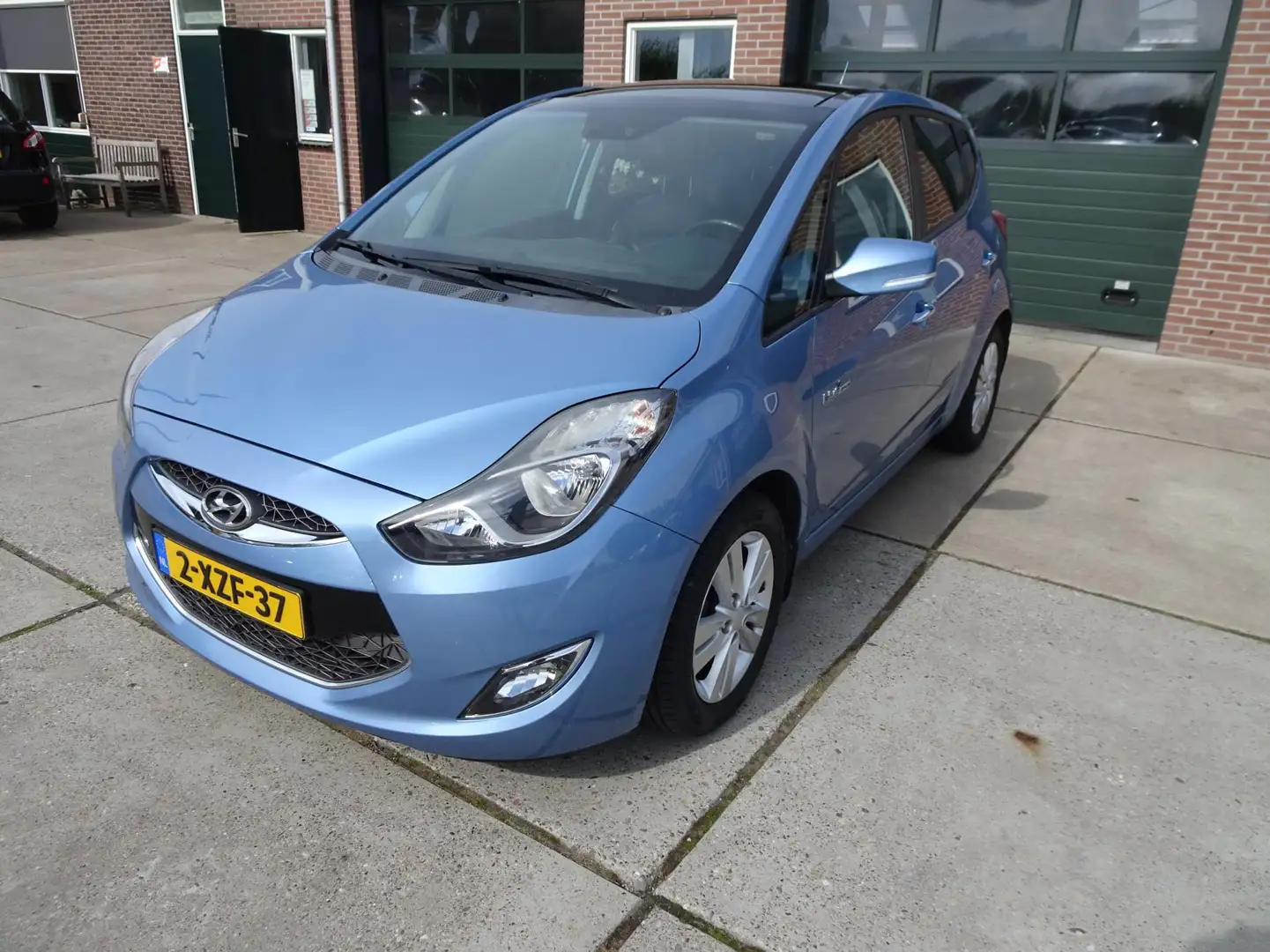Hyundai iX20 1.6i i-Catcher Blauw - 1