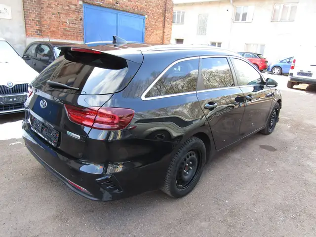 Kia Ceed / cee'd SW 1.6 CRDI Platinum Edition