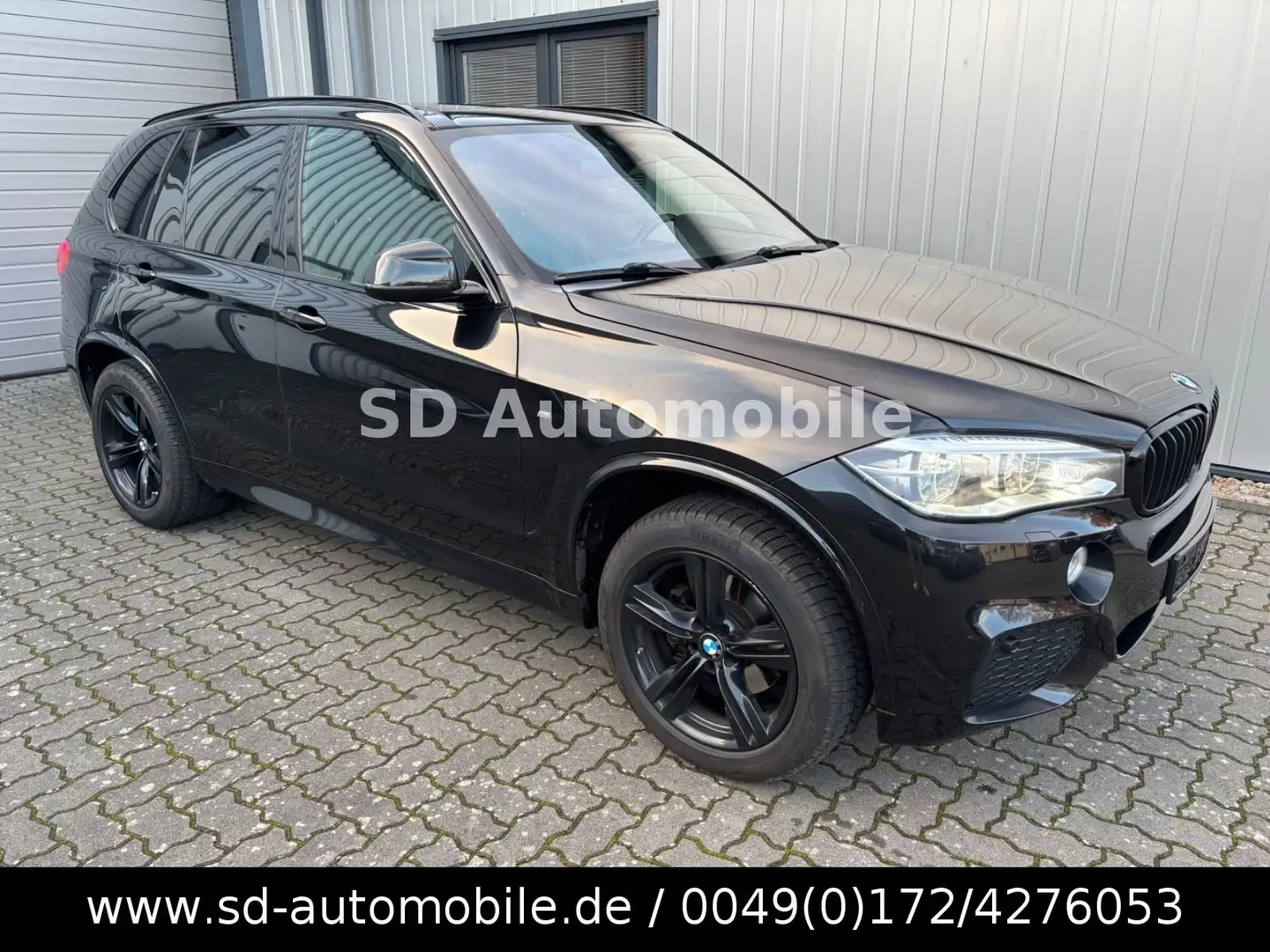 BMW X5 xDrive 30 d M-SPORT-PAKET+PANO+ Schwarz - 1