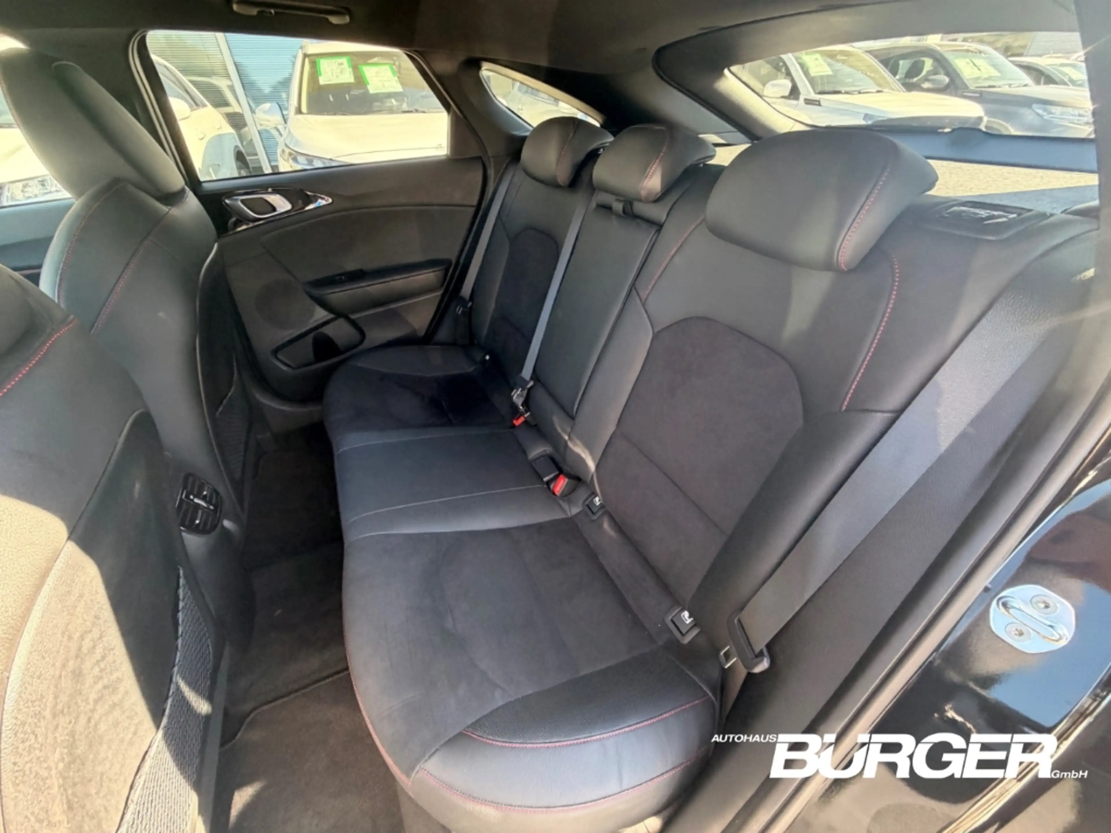 Kia ProCeed / pro_cee'd GT AHK Navi ACC El. Heckklappe Leder Digitales Coc — photo 9