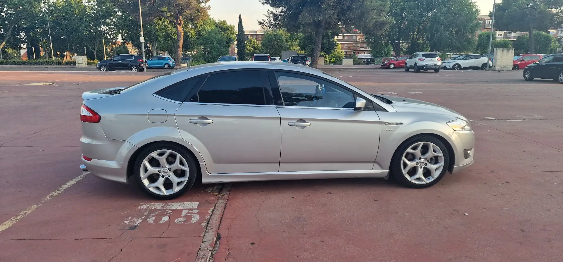Ford Mondeo 2.5i Titanium X - 2