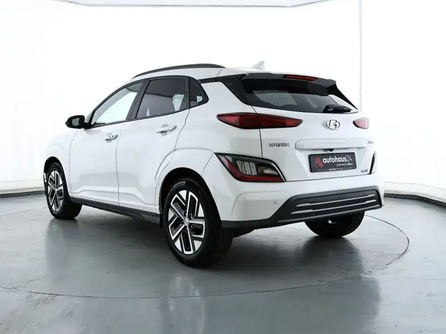 Hyundai Kona view 4
