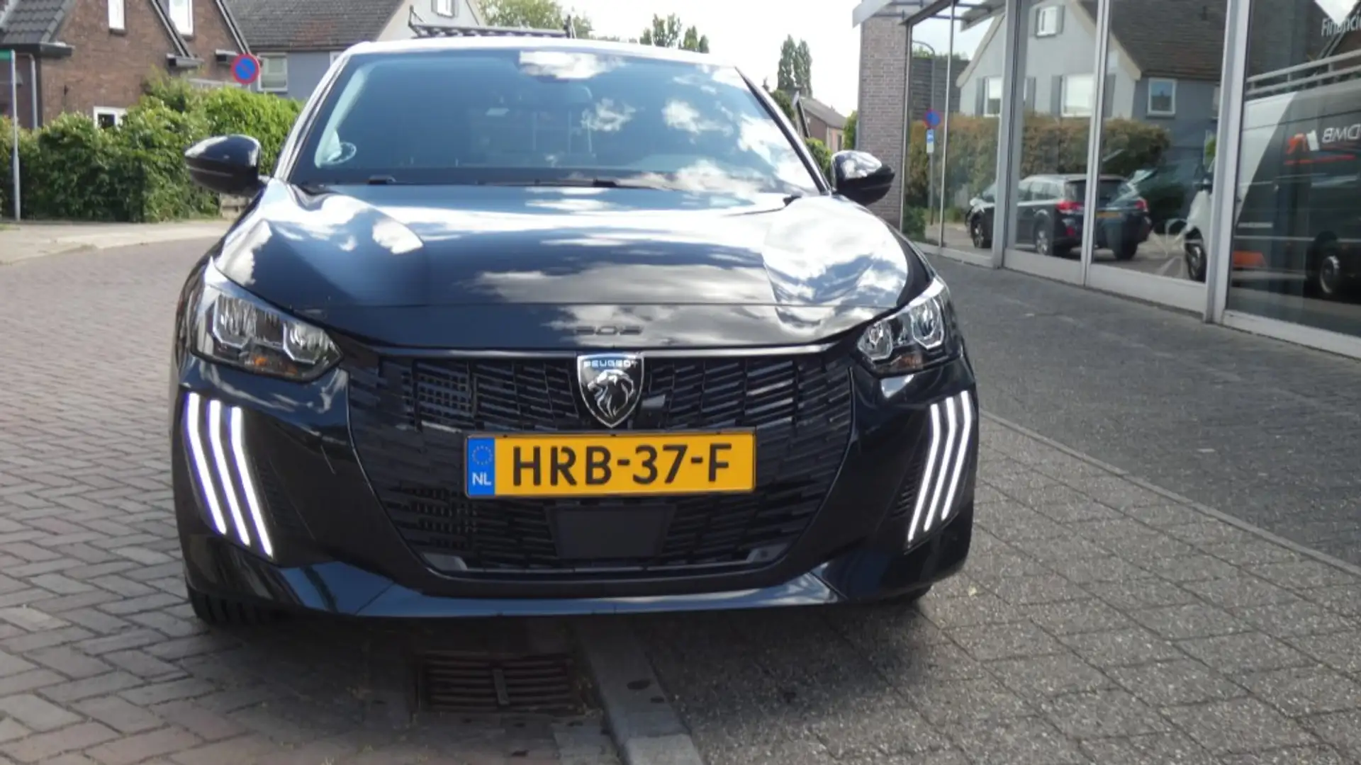 Peugeot 208 1.2 Pure-Tech  Precision  * NAVI  * CRUISE * CLIMA Nero - 2