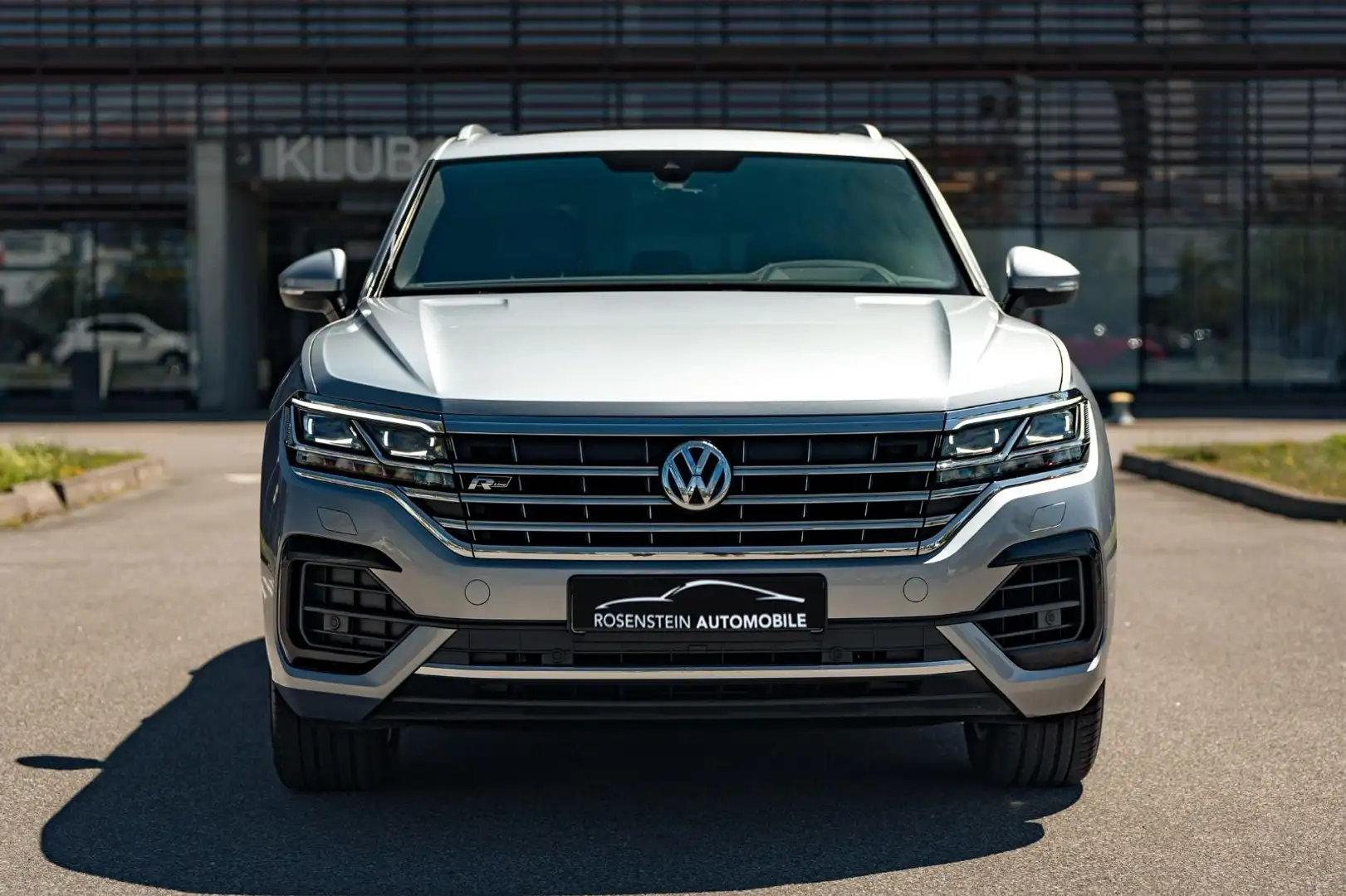 Volkswagen Touareg R-Line 4Motion Pano ACC HUD TotW Silber - 2