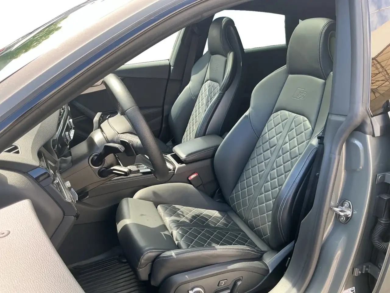 Audi S5 снимка Audi S5