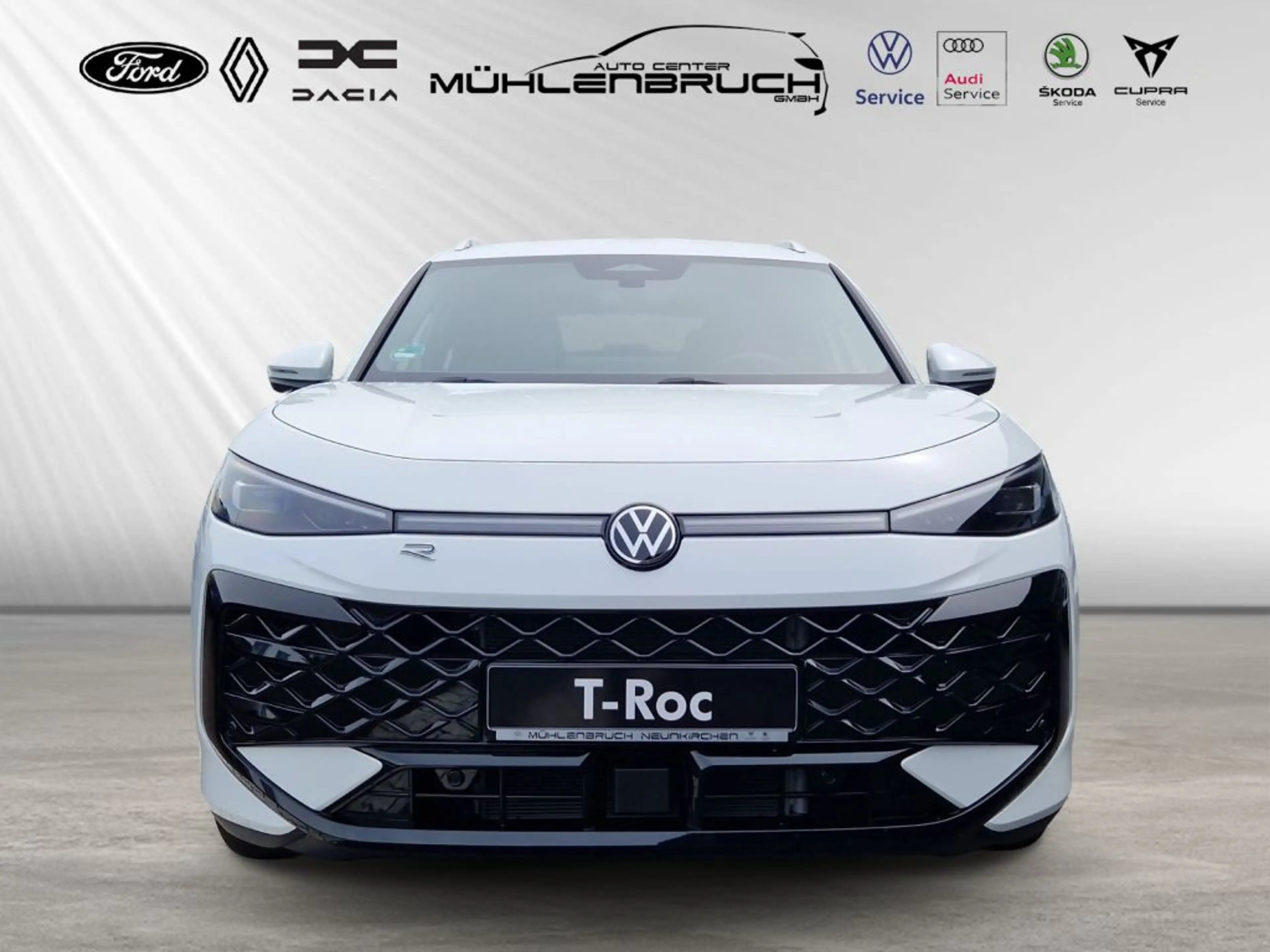 Volkswagen T-Roc 1.5 eTSI OPF DSG R-Line — photo 2