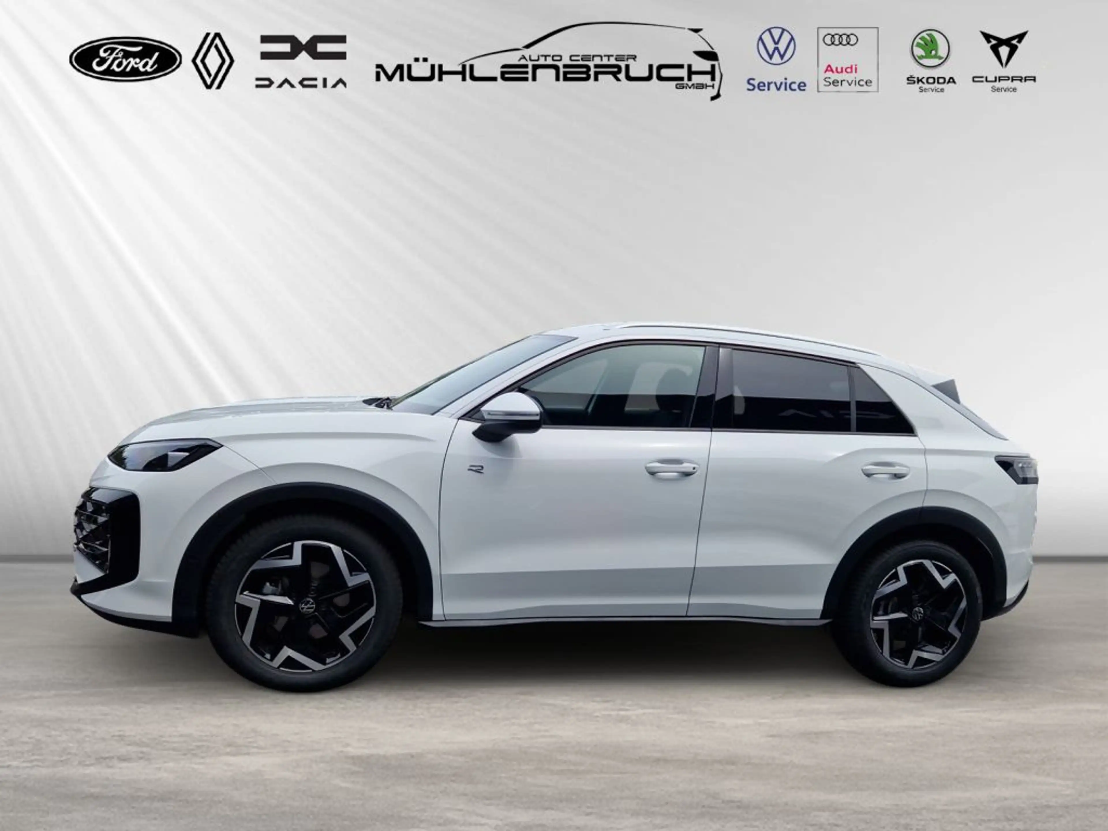 Volkswagen T-Roc 1.5 eTSI OPF DSG R-Line — photo 11