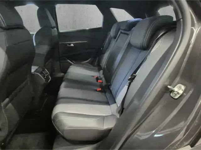 Peugeot 3008 view 8