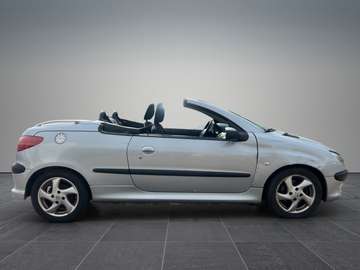 CC *Cabrio*Verdeck funktioniert gut*