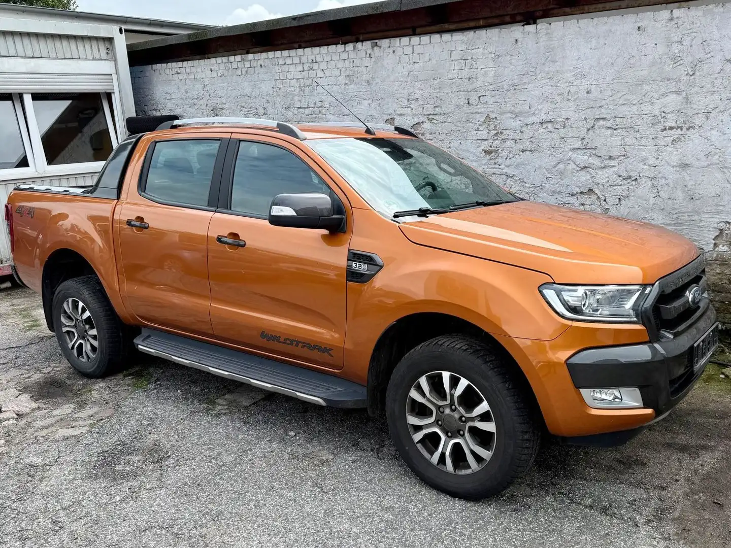 Ford Ranger Wildtrak Doppelkabine 4x4 Orange - 1