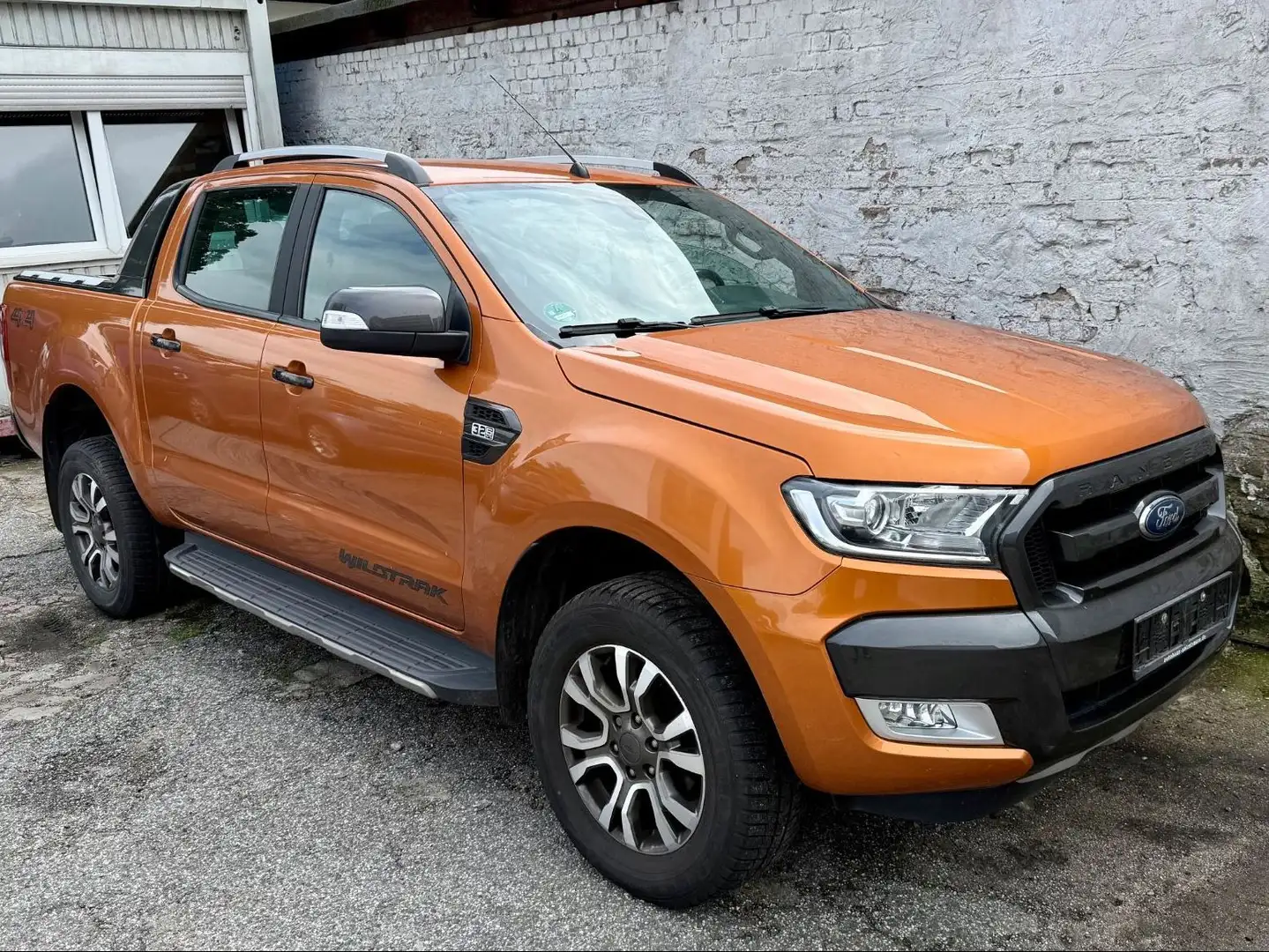 Ford Ranger Wildtrak Doppelkabine 4x4 Orange - 2
