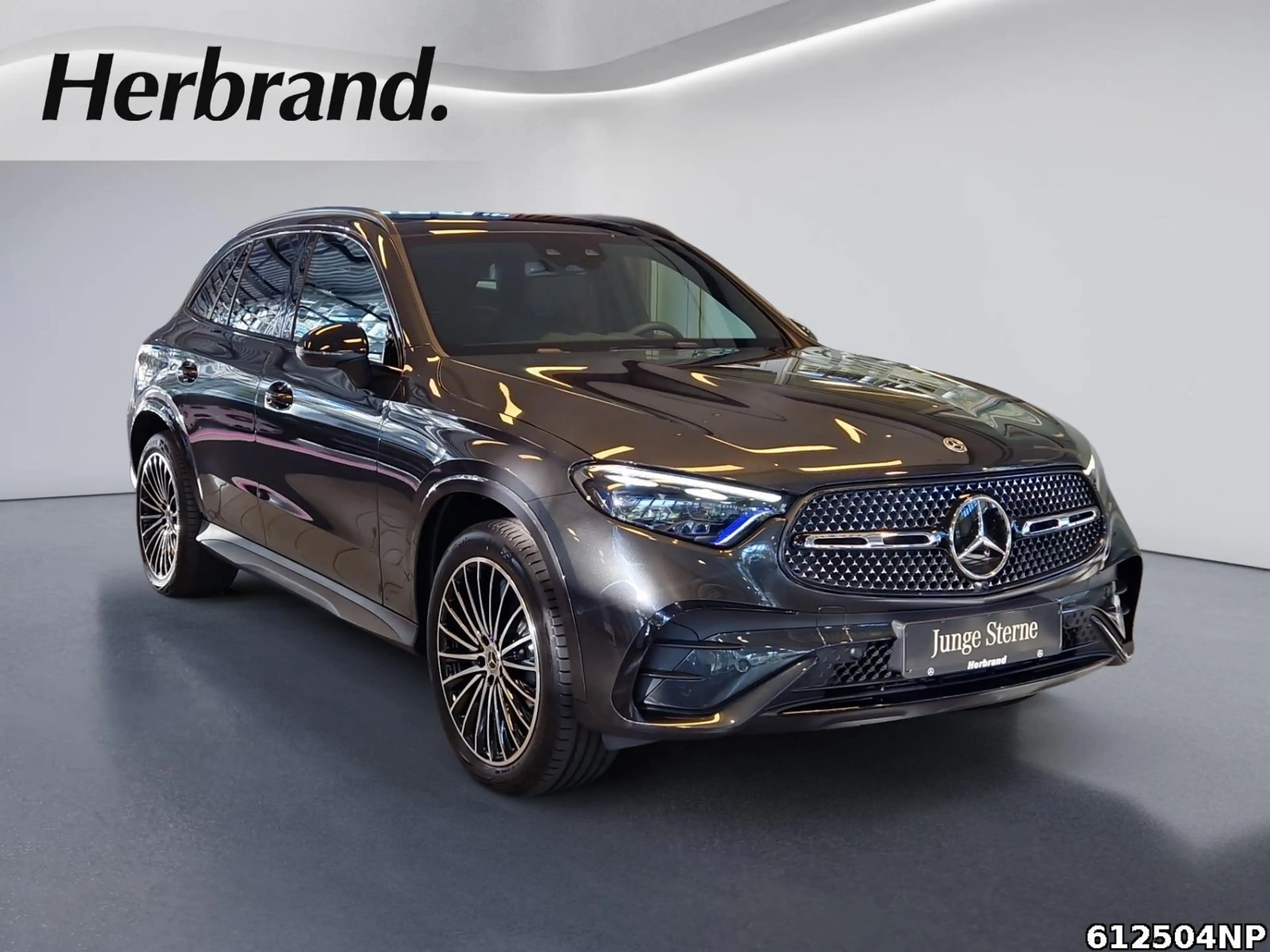 Mercedes-Benz GLC 300 de 4M AMG Pano AHK Digital-Light Soundsy — photo 2