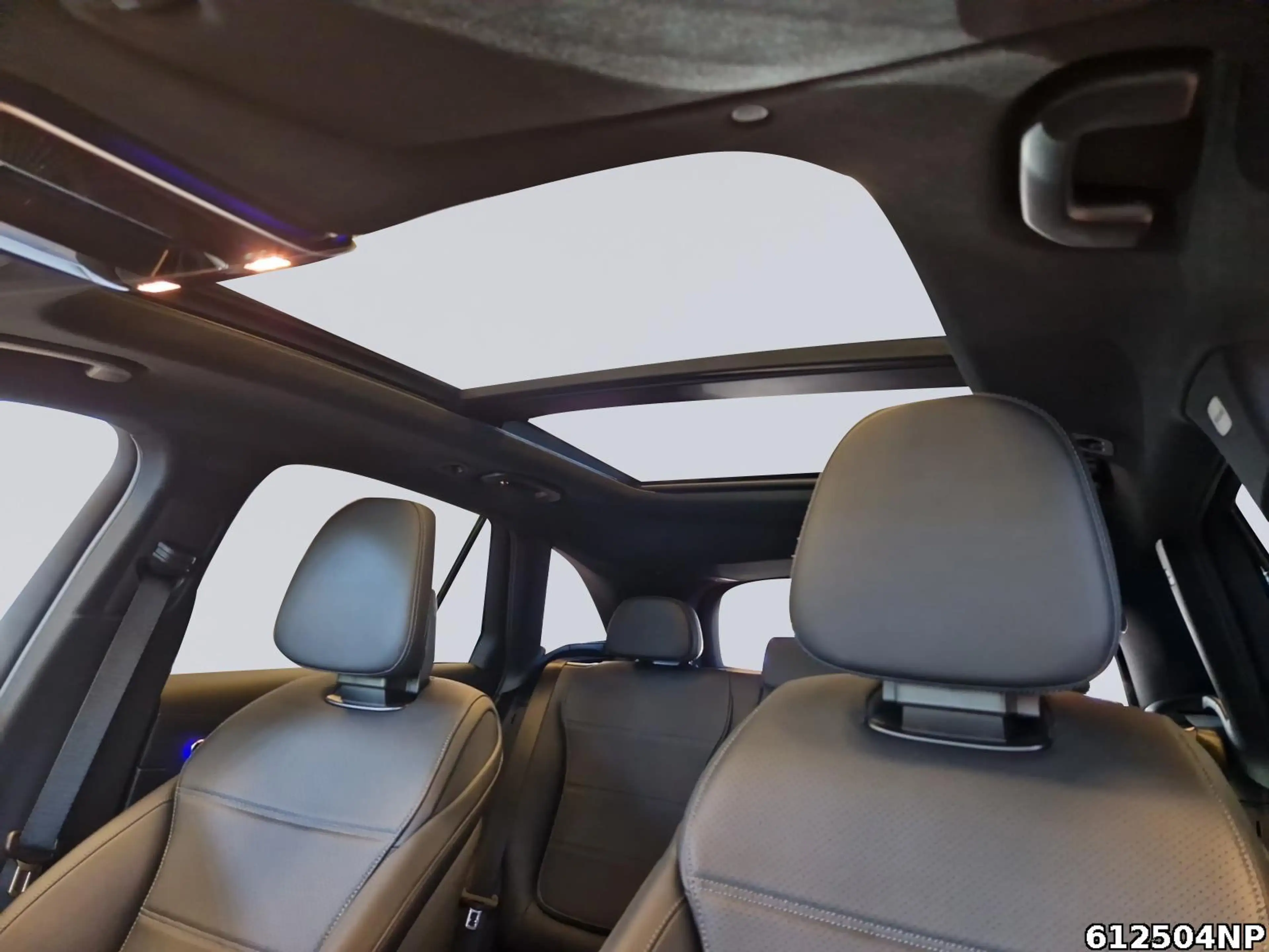 Mercedes-Benz GLC 300 de 4M AMG Pano AHK Digital-Light Soundsy — photo 13