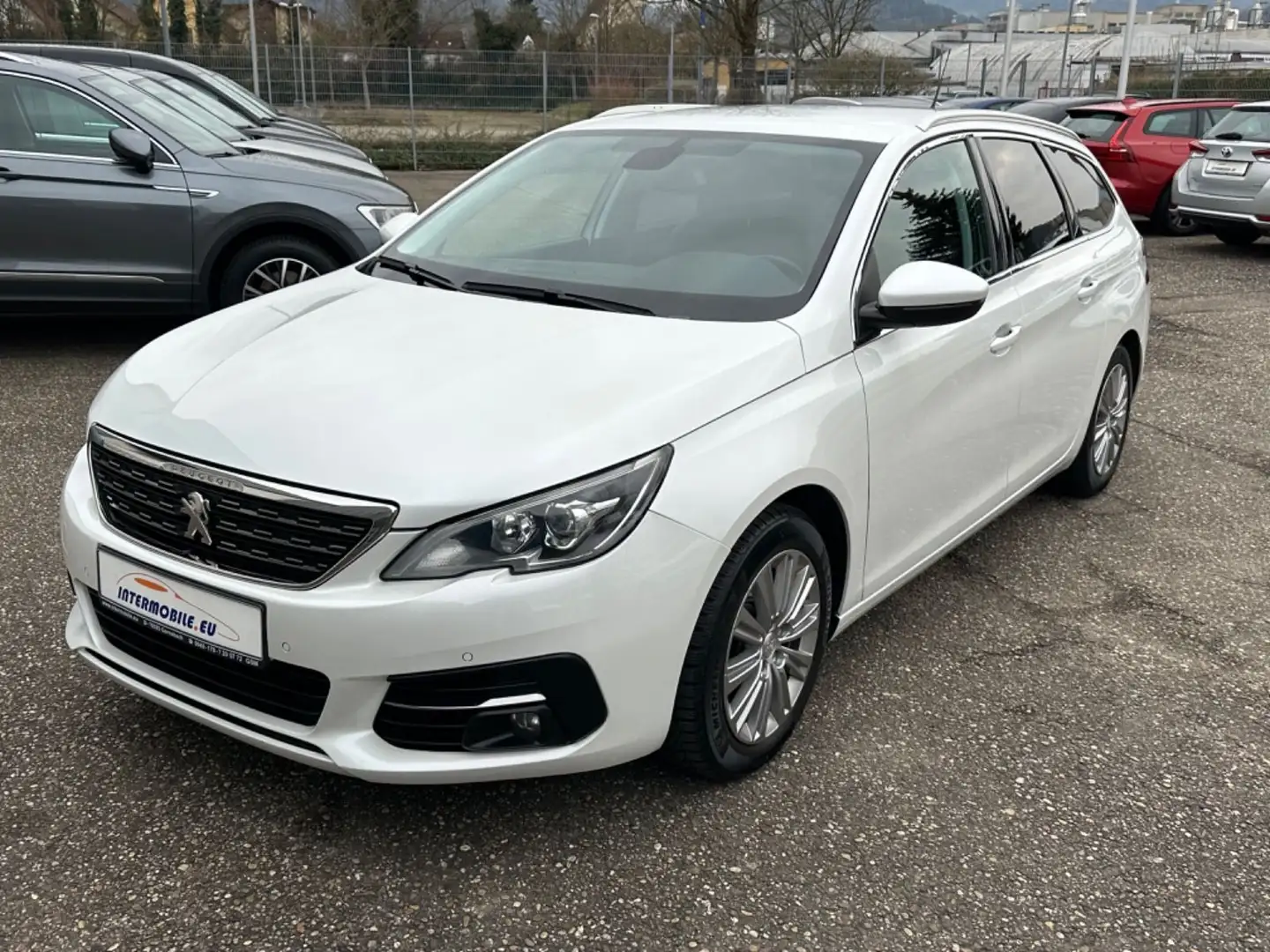 Peugeot 308 SW 1.2 PureTech Allure Navi Kamera Alu AHK** Weiß - 1
