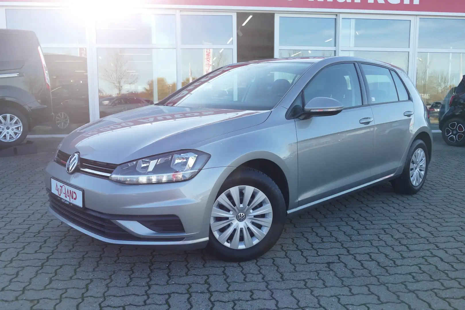 Volkswagen Golf VII 1.0 Klima Touchscreen Grau - 2