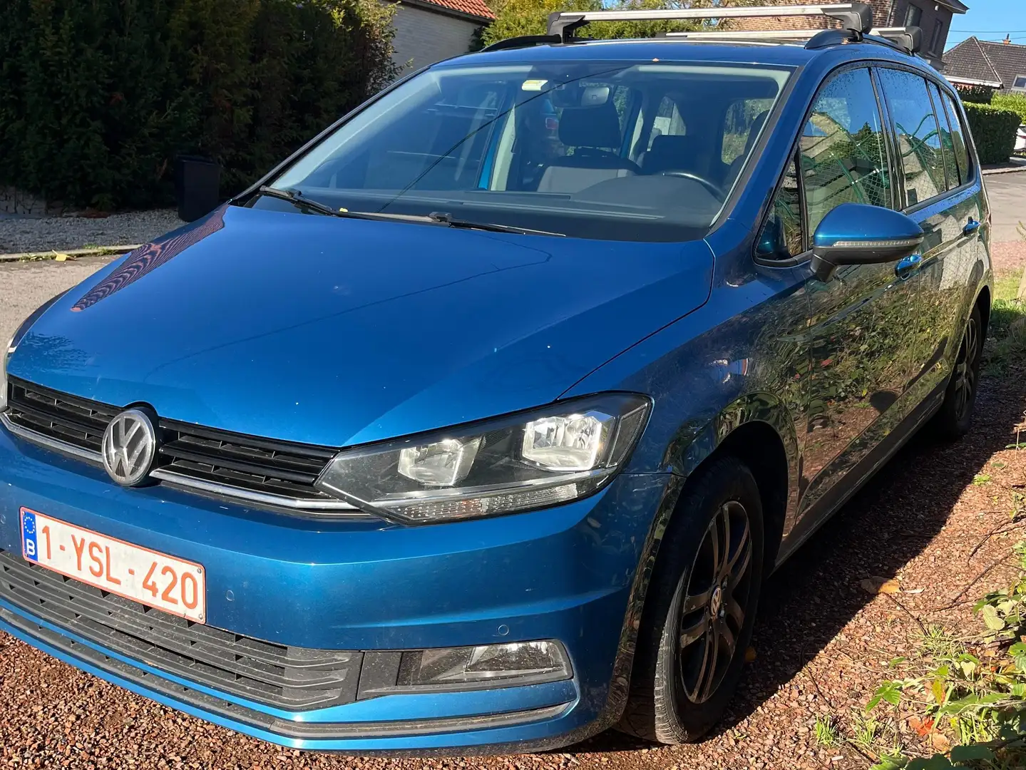 Volkswagen Touran Touran 1.6 TDi SCR Trendline Blauw - 1