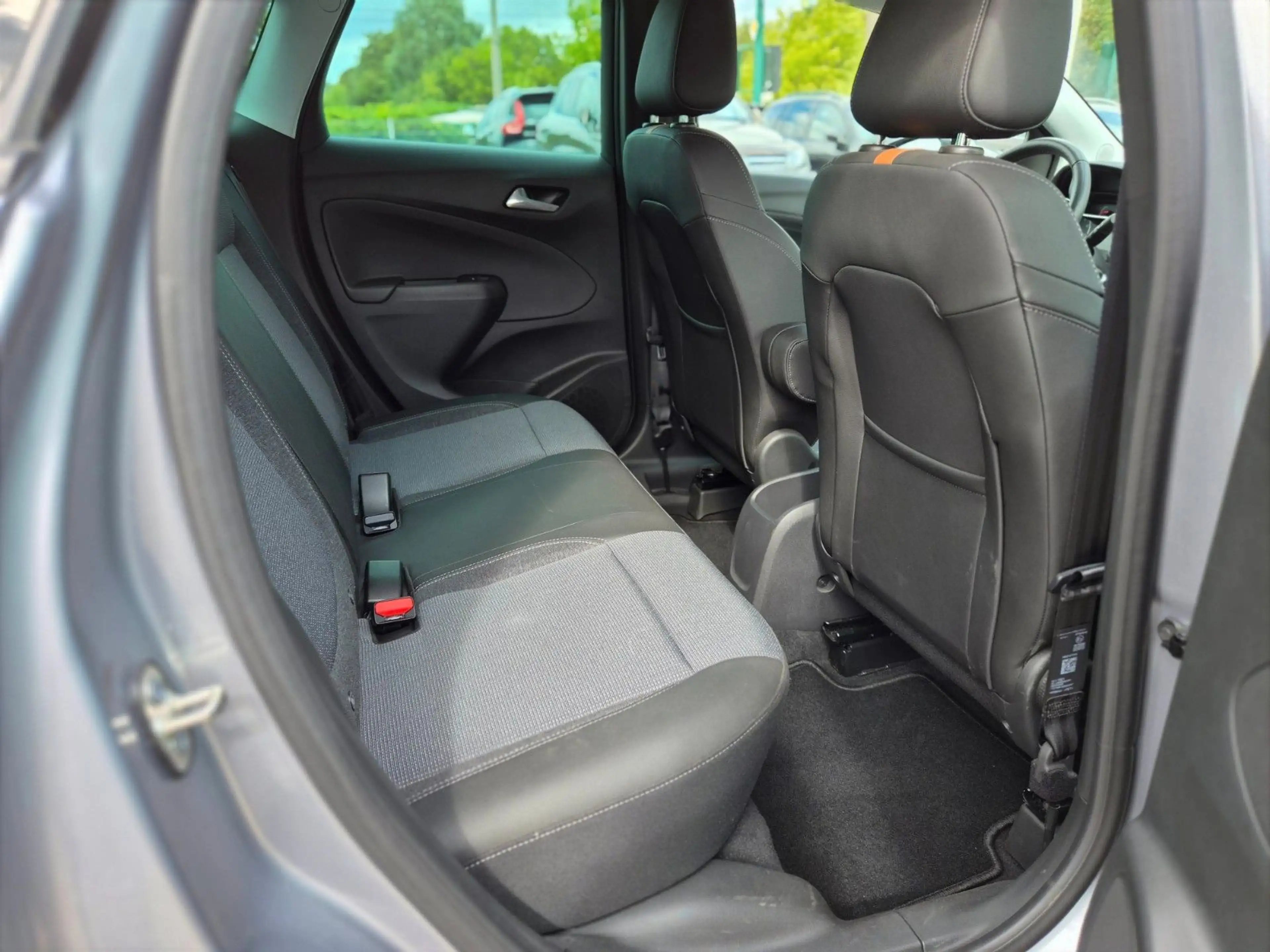 Opel Crossland X Automatik/Navi/Kamera/2.Hand/Garan — photo 28