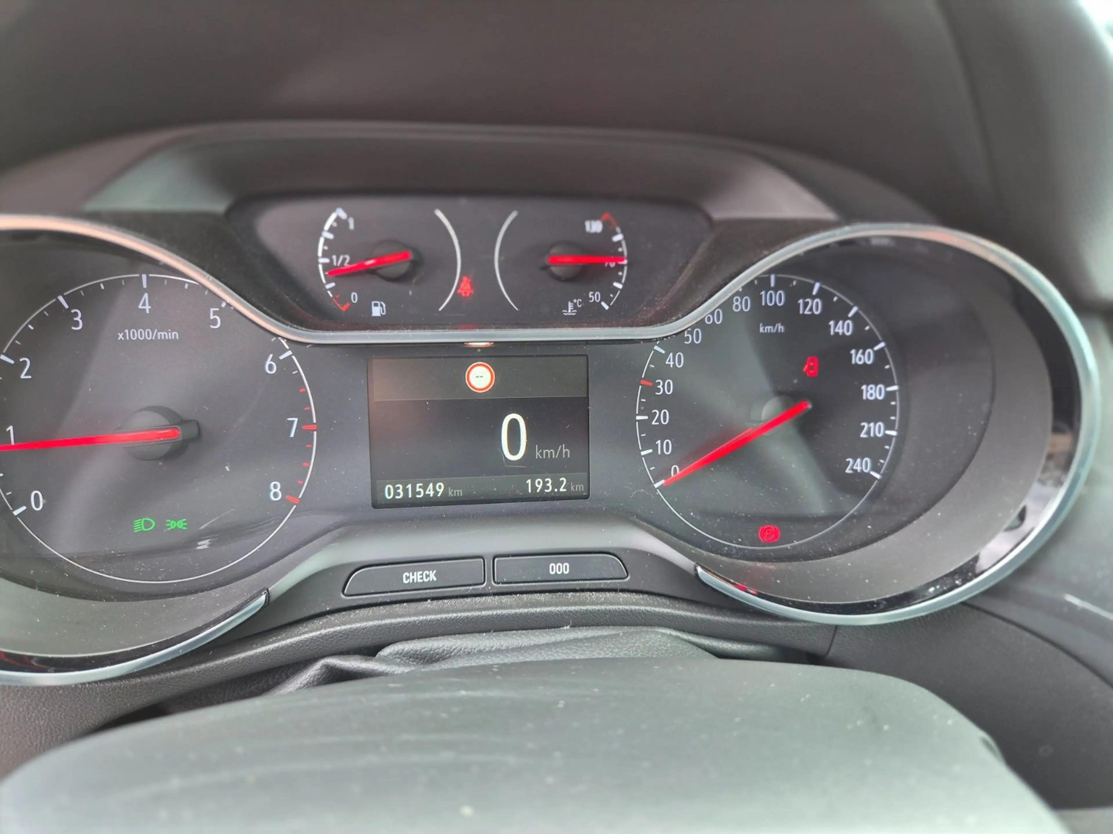 Opel Crossland X Automatik/Navi/Kamera/2.Hand/Garan — photo 18
