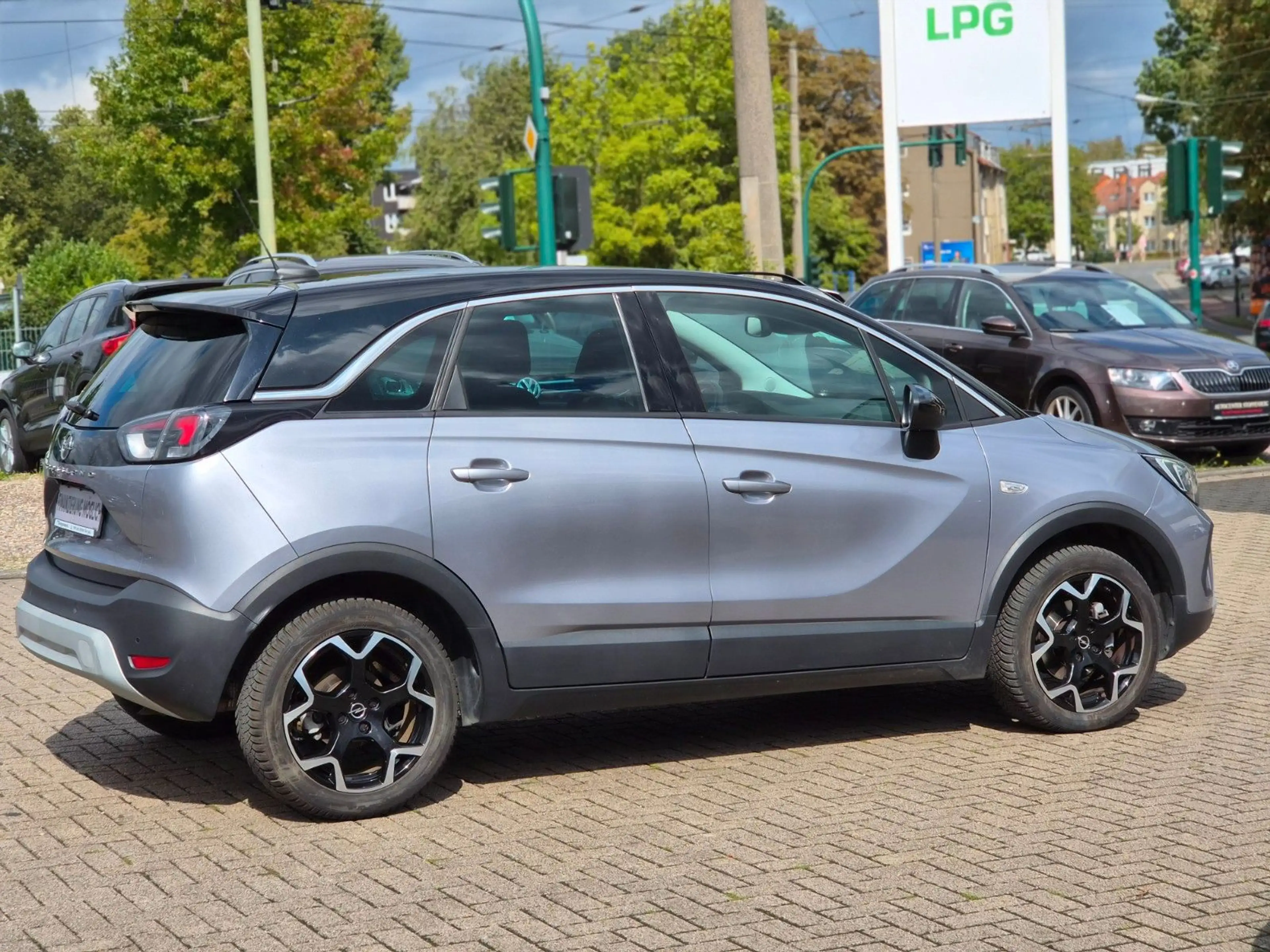 Opel Crossland X Automatik/Navi/Kamera/2.Hand/Garan — photo 14