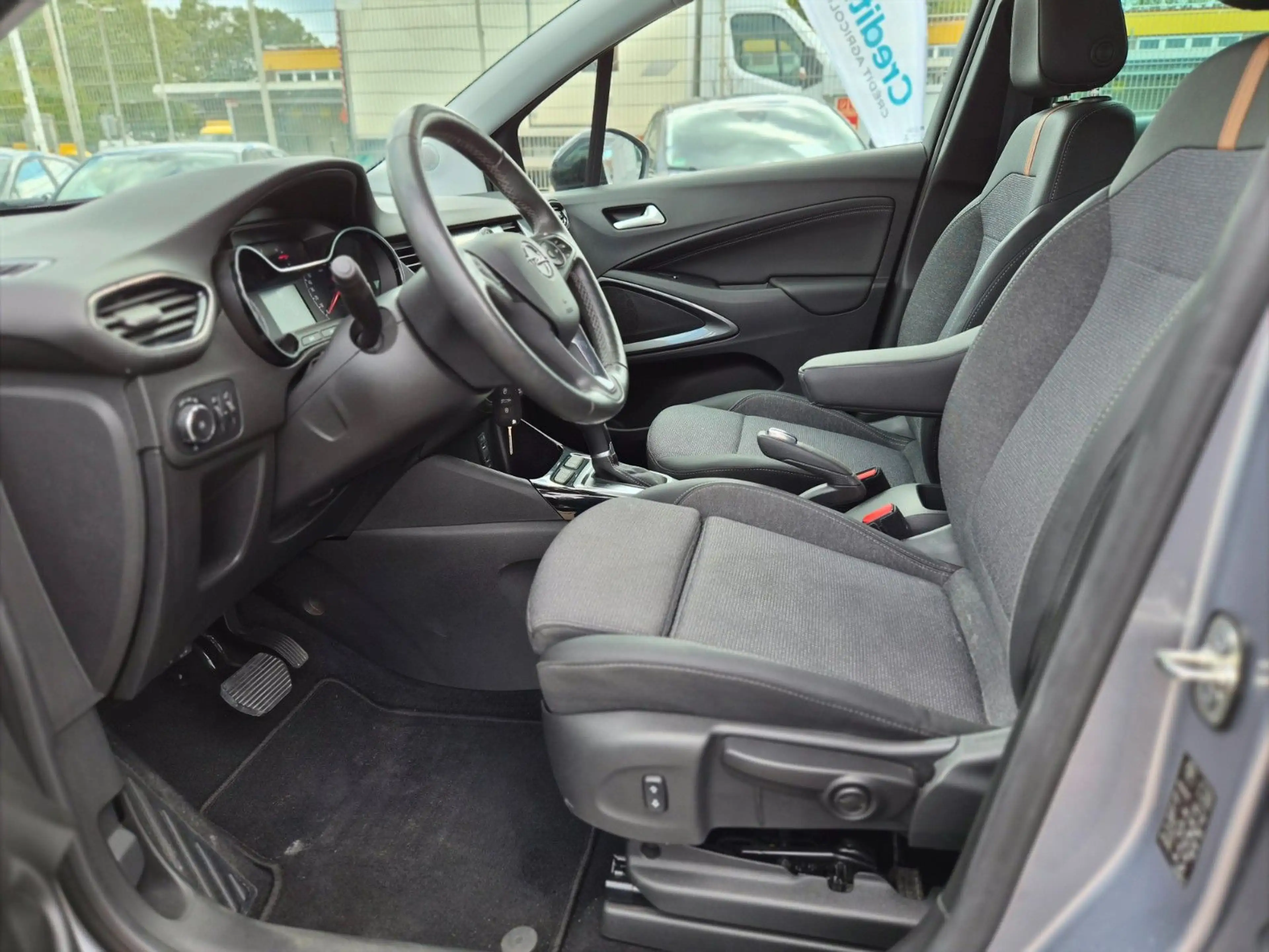 Opel Crossland X Automatik/Navi/Kamera/2.Hand/Garan — photo 32