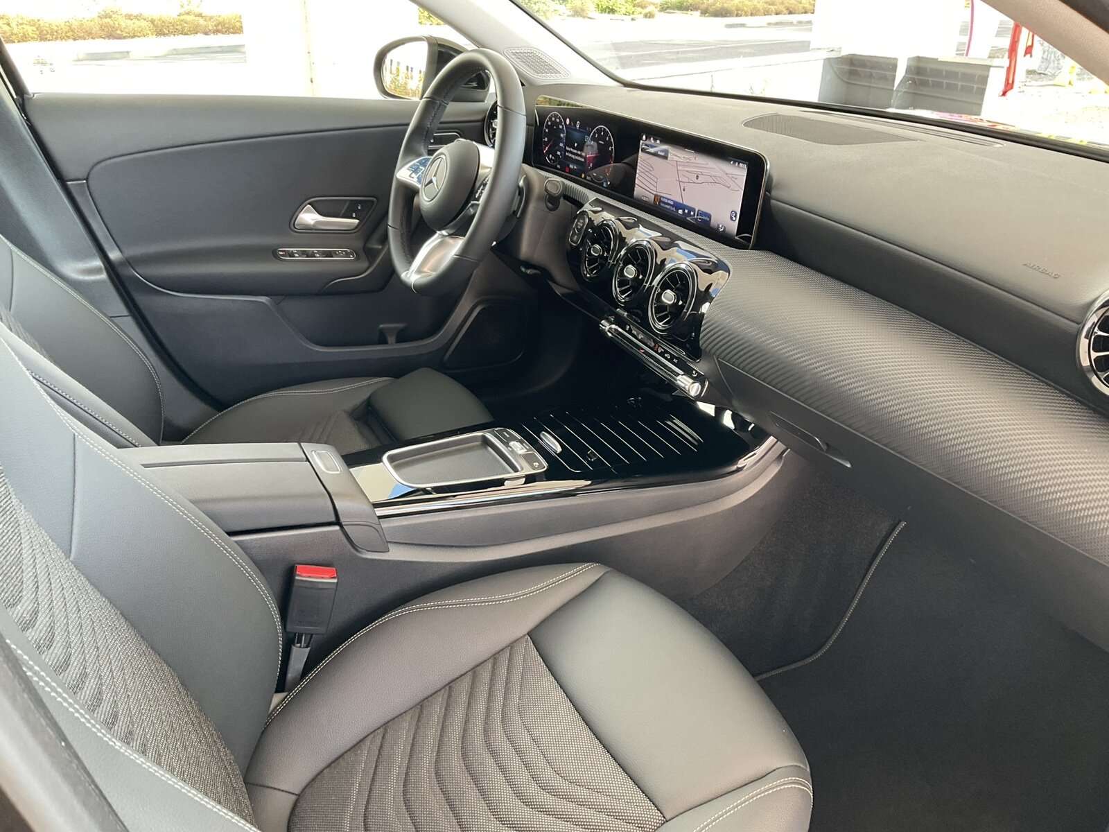 Mercedes-Benz A 220