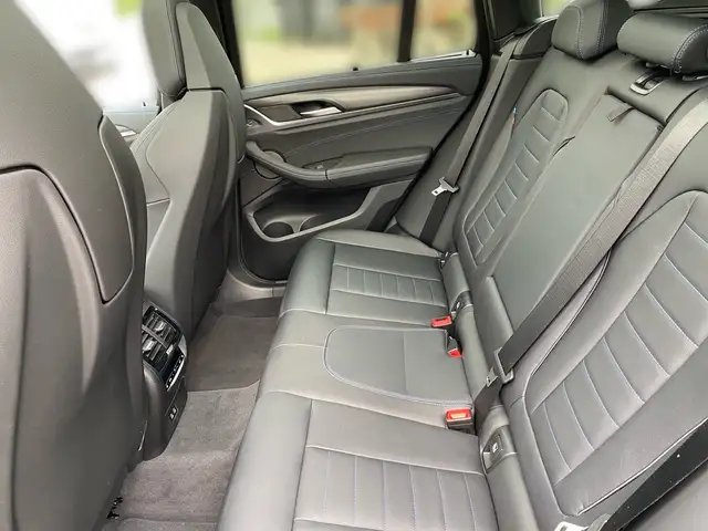 BMW X3 M view 11