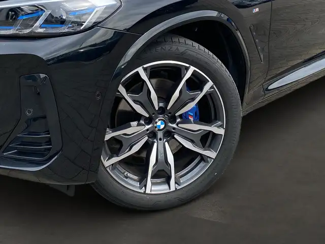 BMW X3 M view 6
