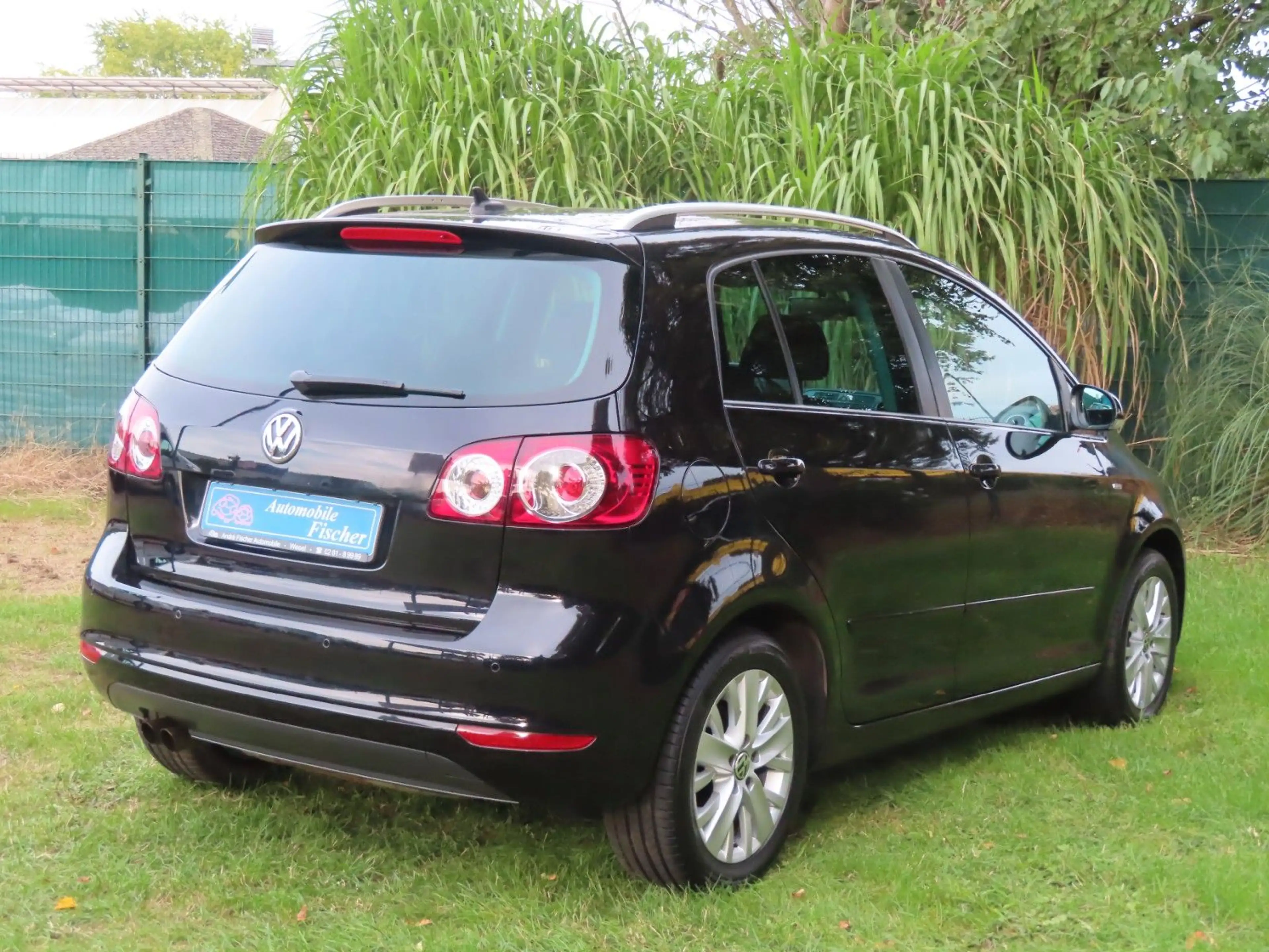 Volkswagen Golf Plus 1,4 Life "Schwarz-Met.-Standheizung" — photo 8