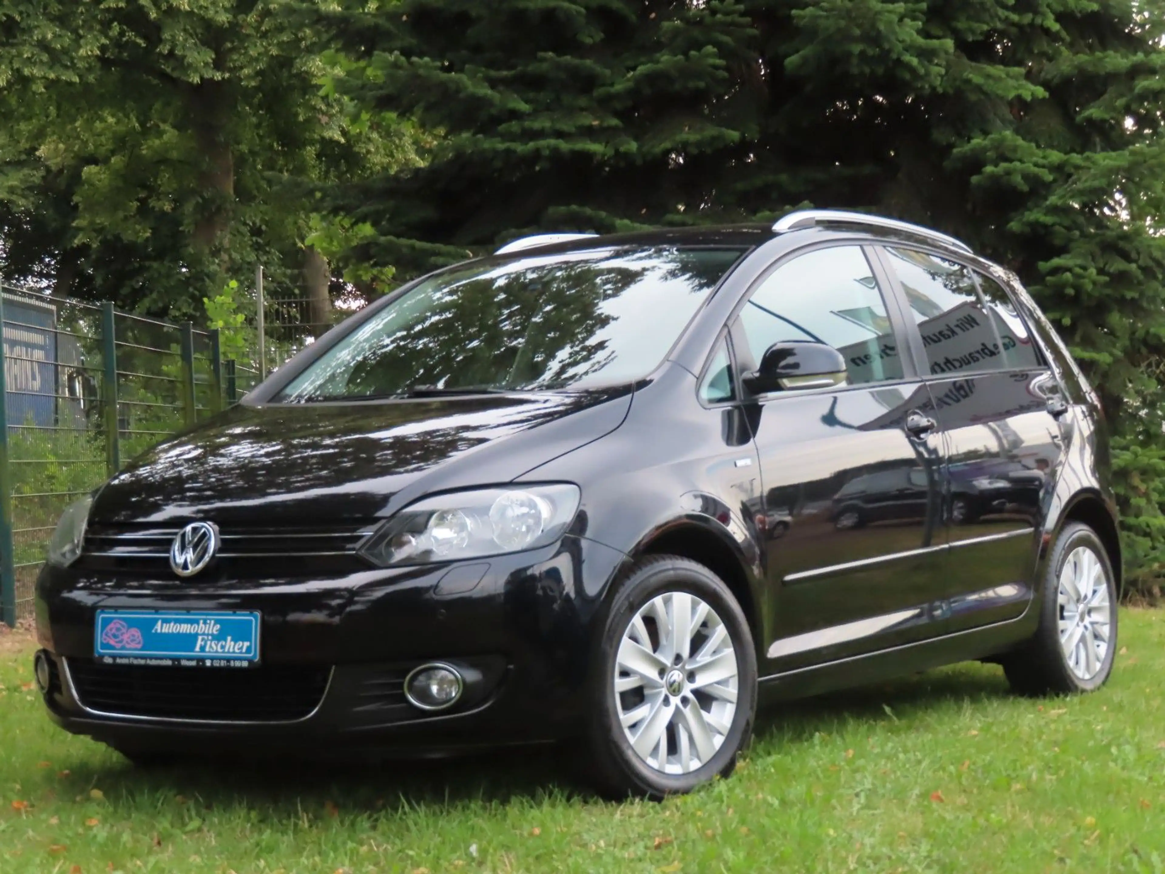 Volkswagen Golf Plus 1,4  Life  "Schwarz-Met.-Standheizung"