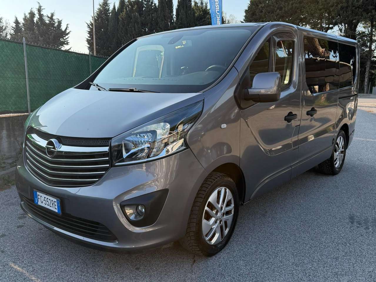 Opel Vivaro AUTOCARRO - 1.6 Biturbo CDTI Combi L1H1 2,9t