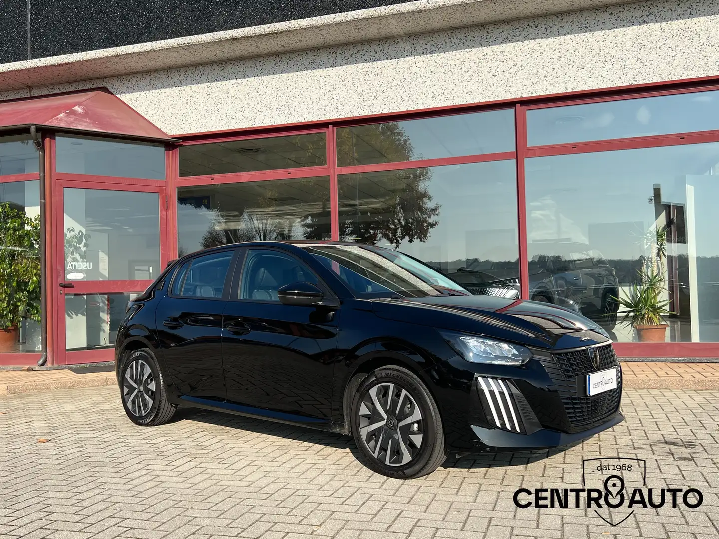 Peugeot 208 1.2 puretech Style s&s 75cv Noir - 1