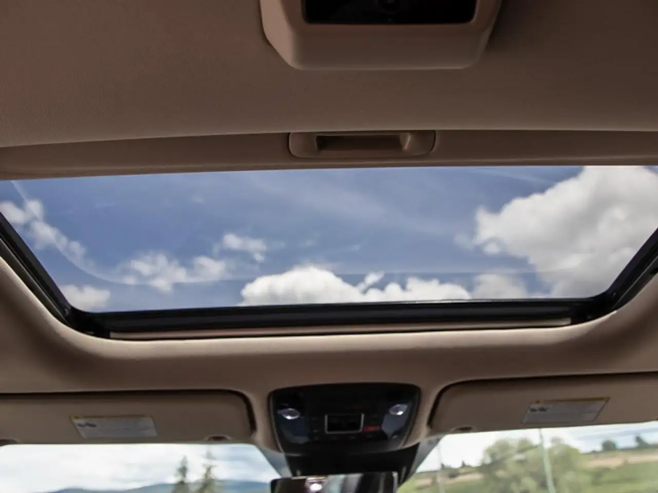 Kia Carnival снимка Kia Carnival