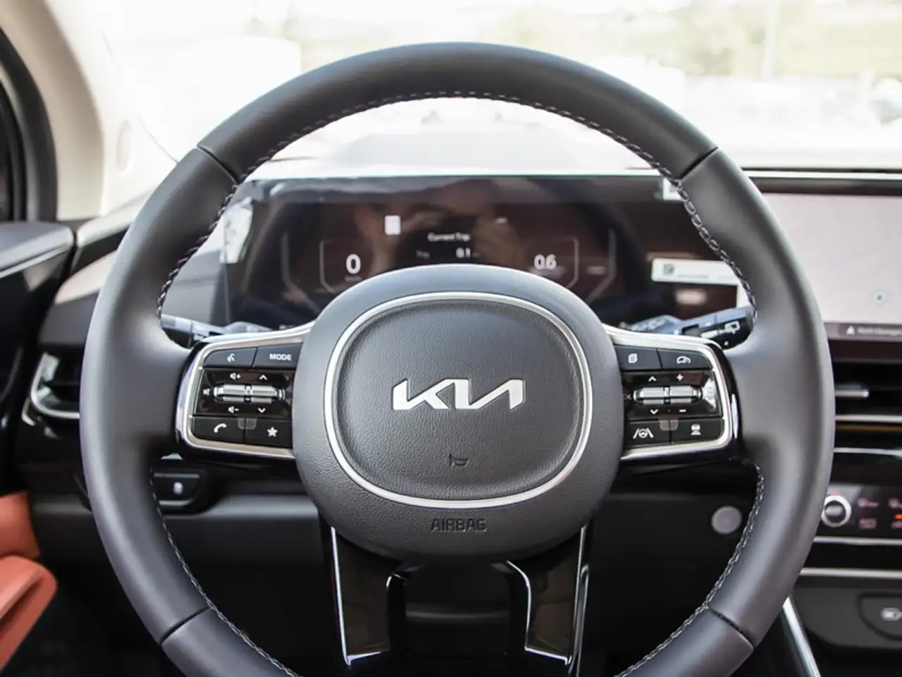 Kia Carnival снимка Kia Carnival