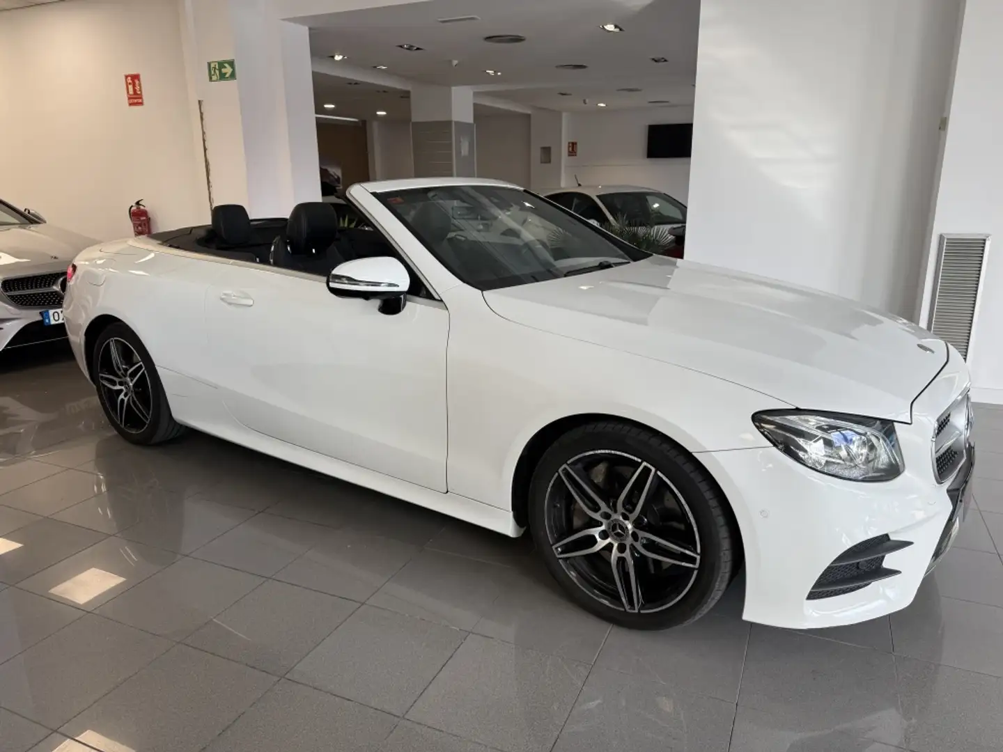 Mercedes-Benz E 450 Cabrio 4Matic 9G-Tronic Blanco - 1