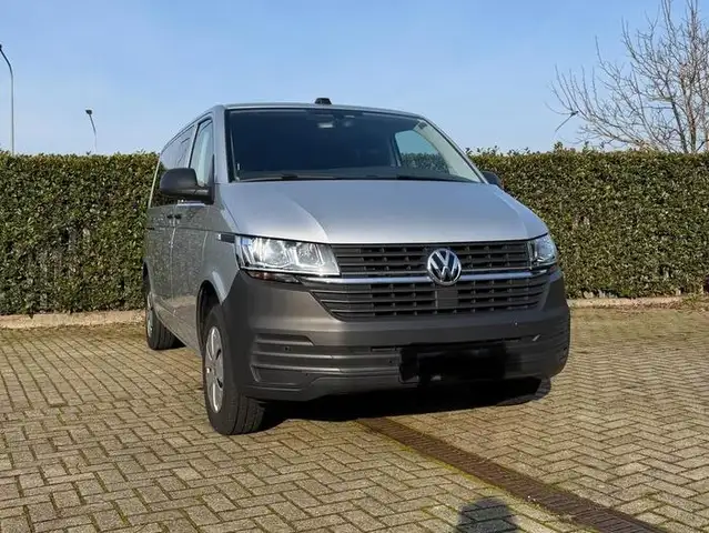 Volkswagen T6.1 Kombi trasporter