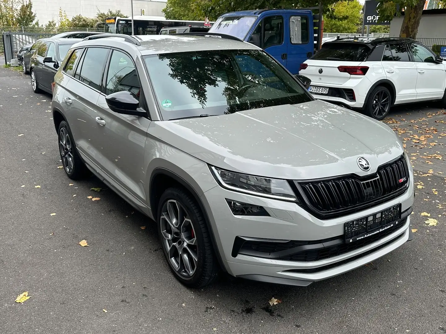 Skoda Kodiaq RS 4x4~ALCANTARA~360~BUSINESS PAKET Gris - 1