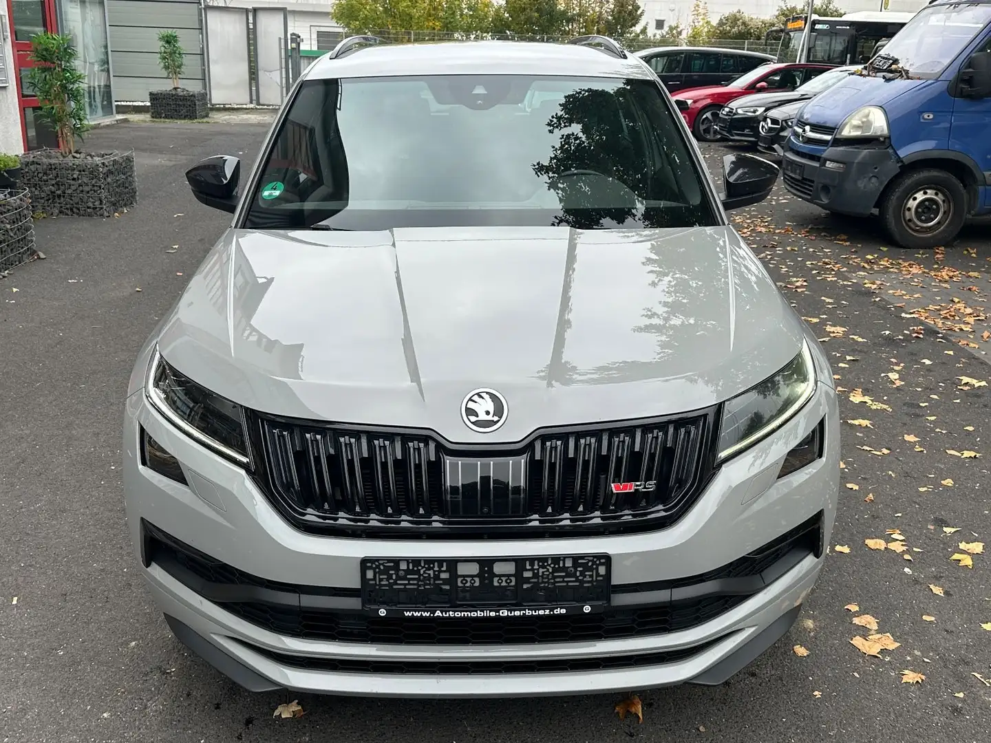 Skoda Kodiaq RS 4x4~ALCANTARA~360~BUSINESS PAKET Gris - 2